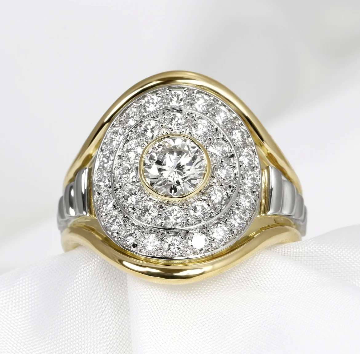 Bespoke Commission: Yellow Gold & Platinum Target Ring