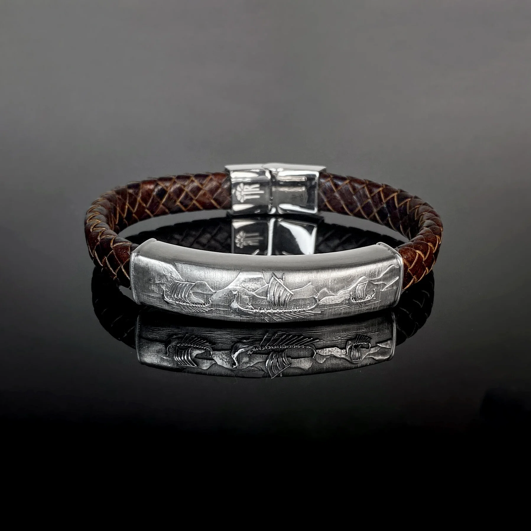 Bespoke Commission: Gent’s Leather and Silver Wristwear