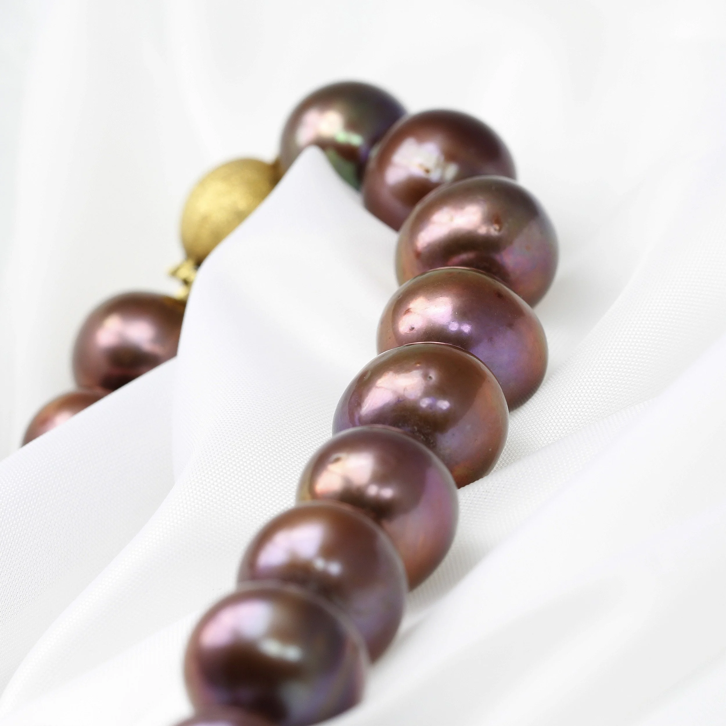 Cultured Pearl Necklace – Copper Colour