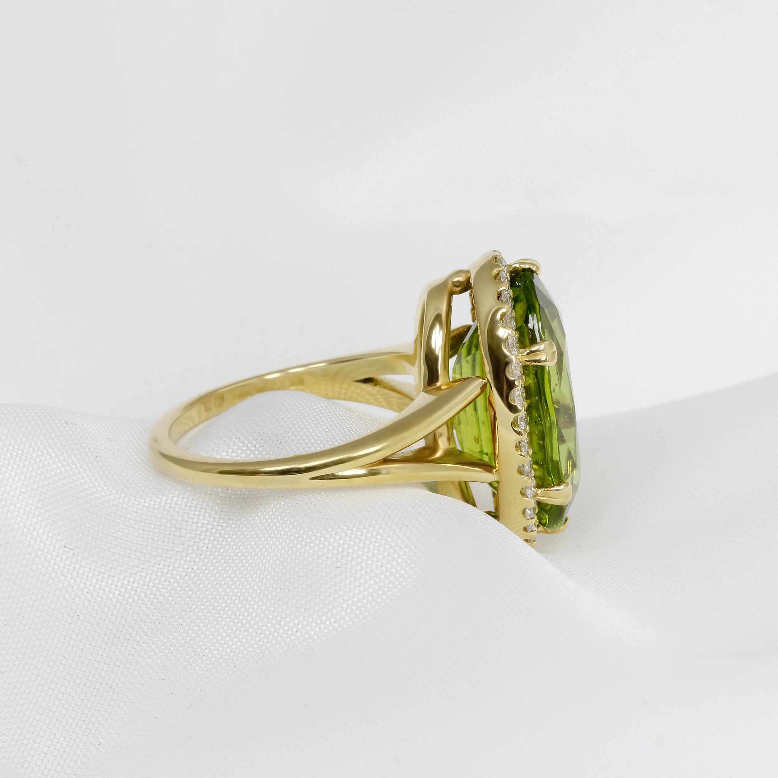 Peridot & Diamond Cluster Ring in Yellow Gold