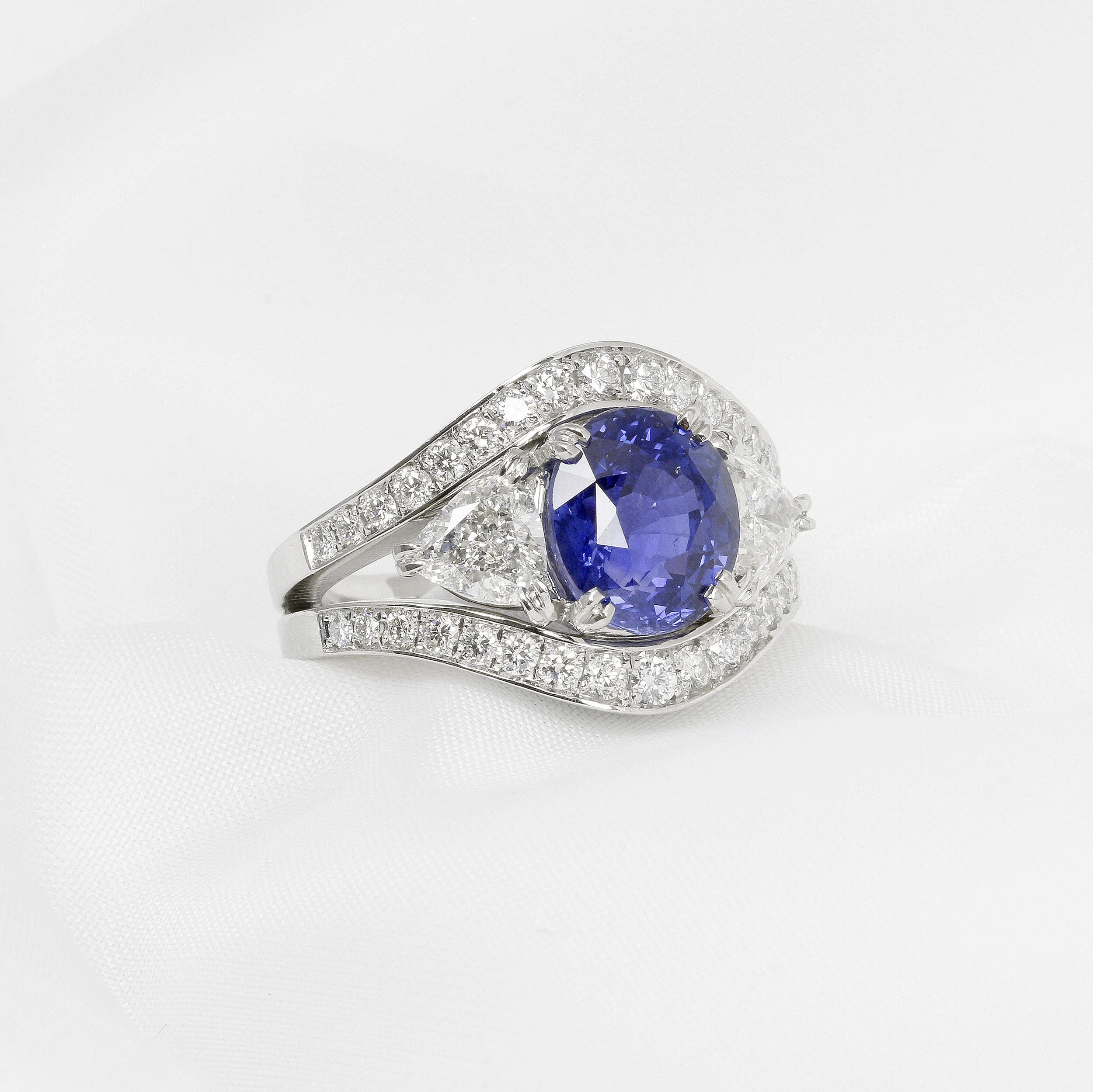 Blue Sapphire & Diamond Ring in Platinum