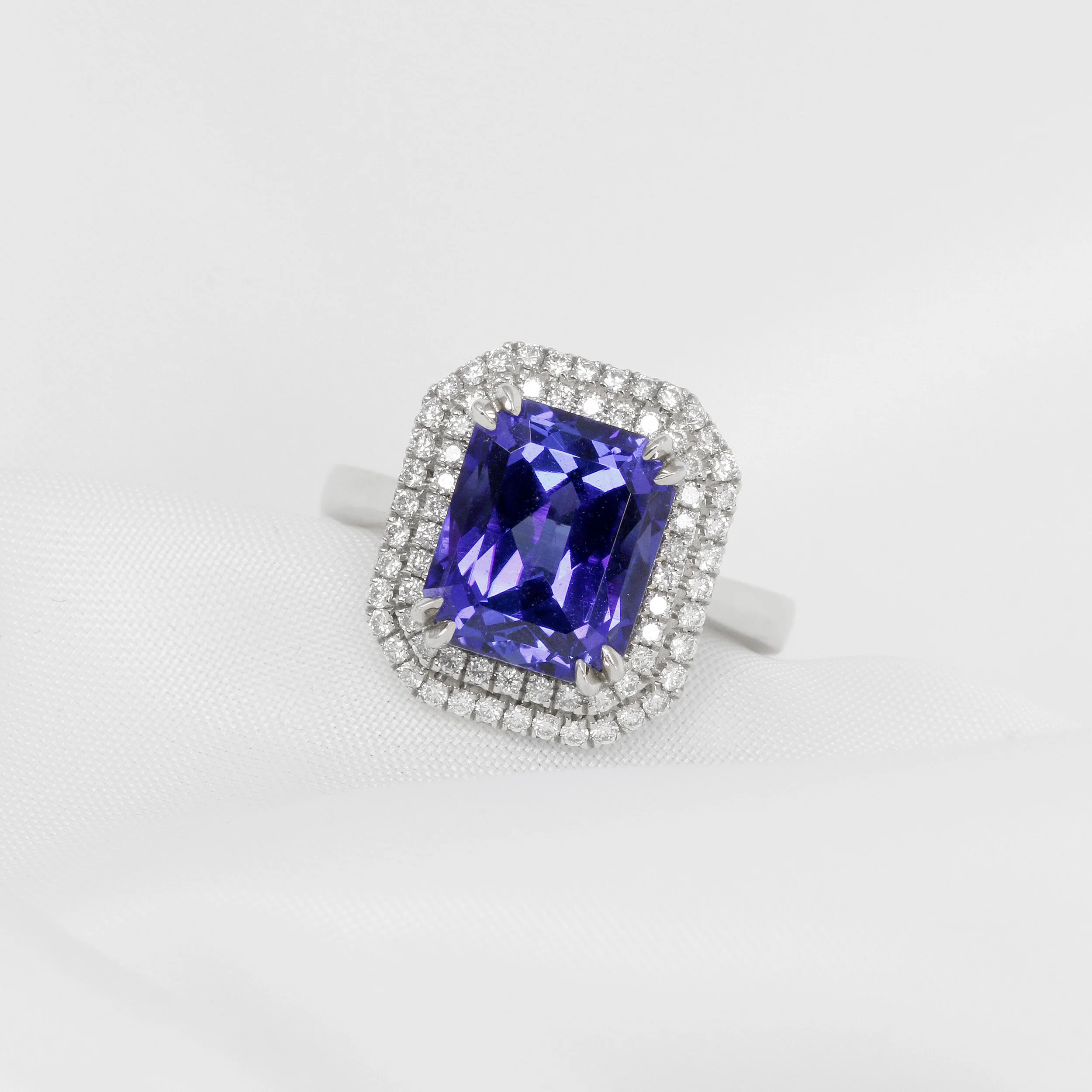 Tanzanite & Diamond Cluster Ring