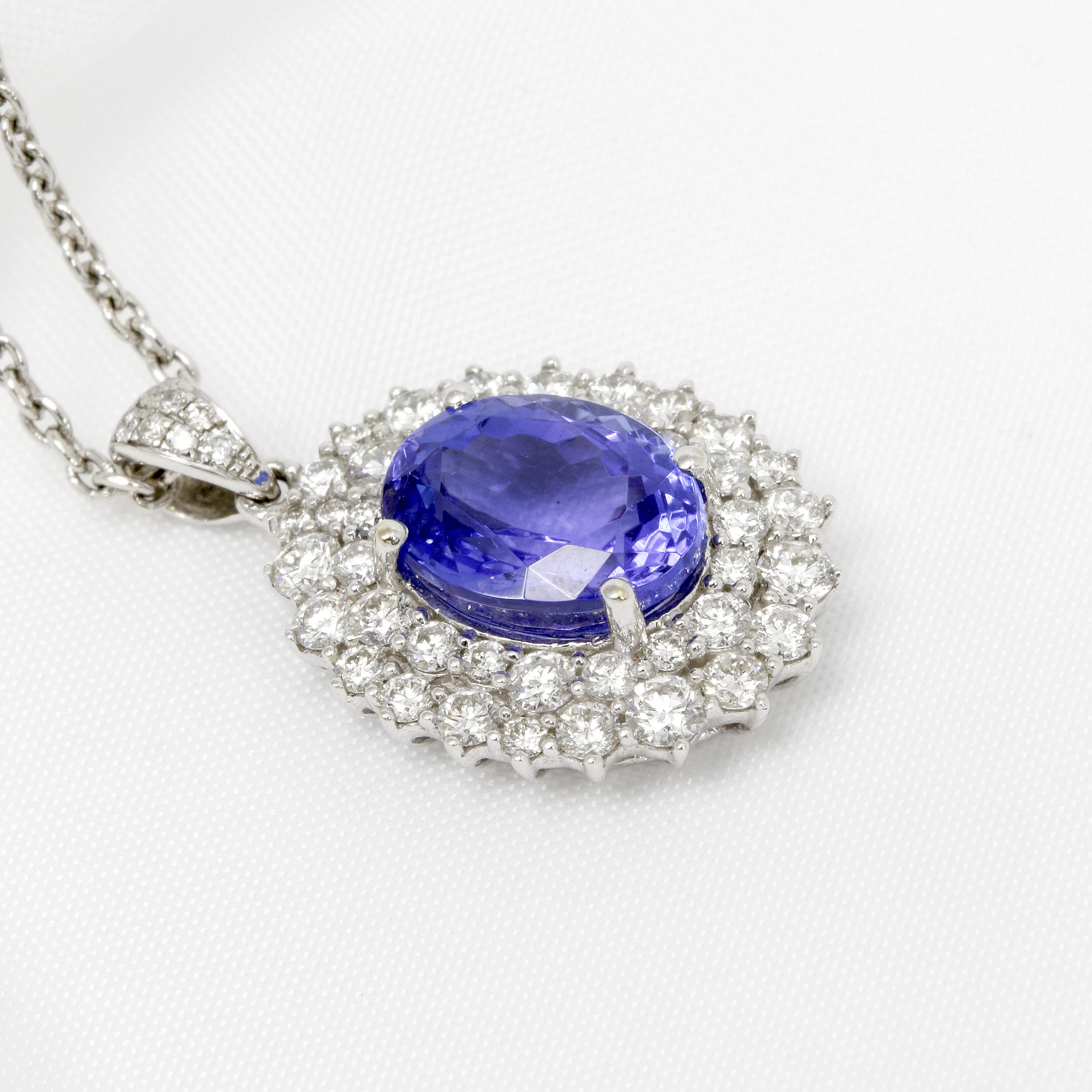 Tanzanite & Diamond Pendant