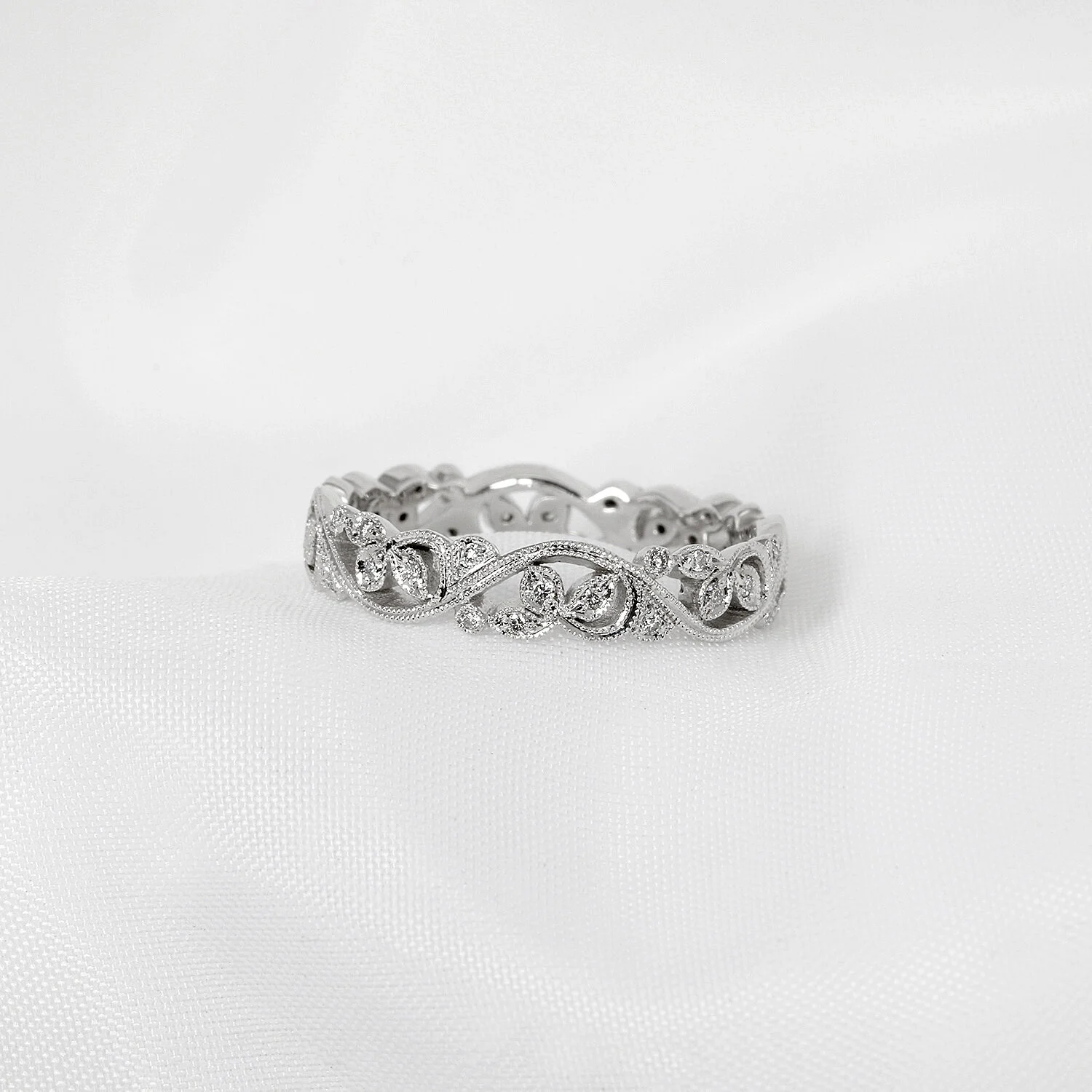Diamond Foliate Band Ring in White Gold