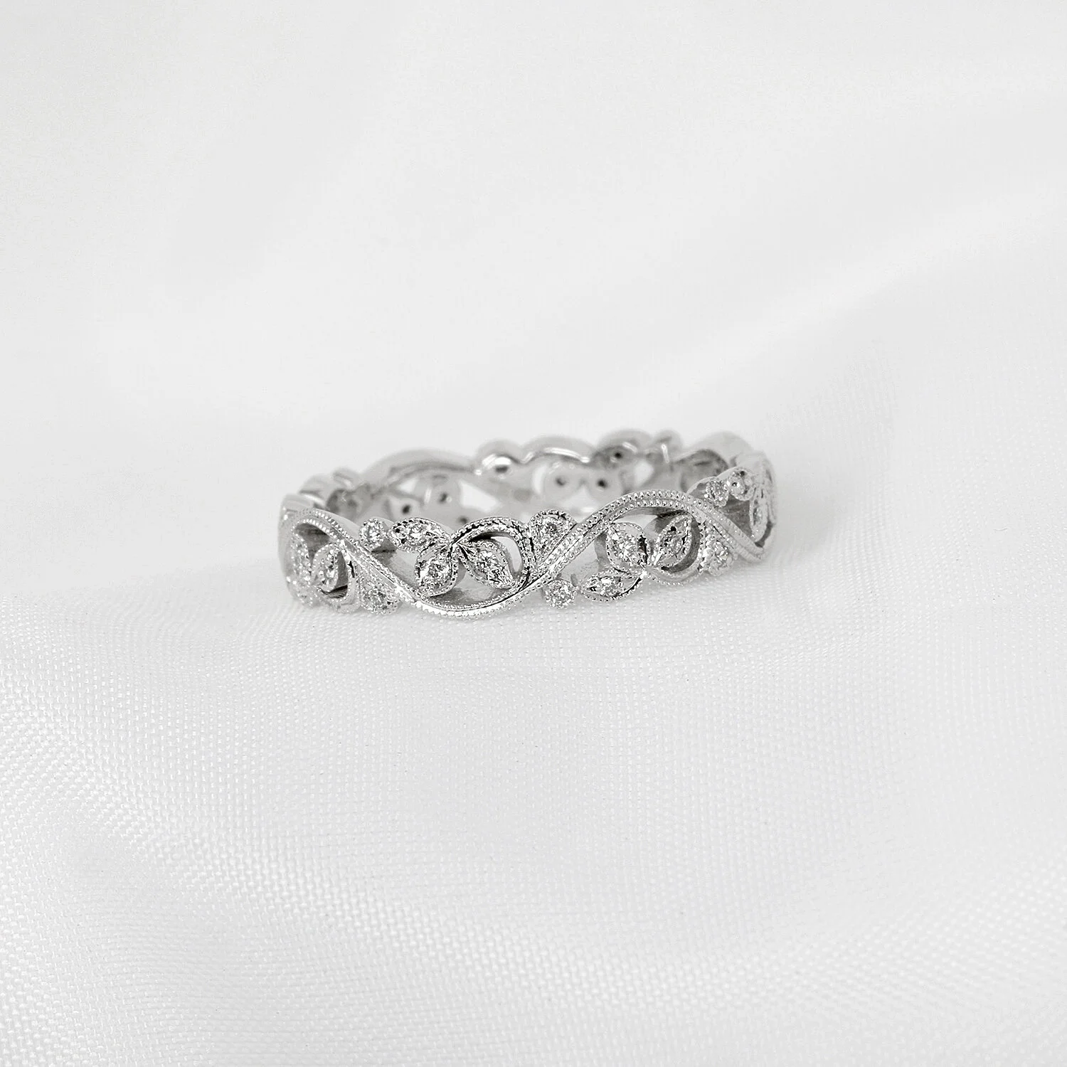 Diamond Foliate Band Ring in White Gold