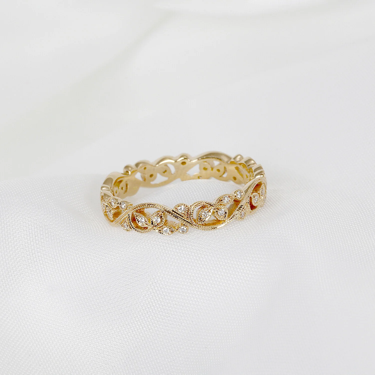 Diamond Foliate Band Ring in Rose Gold