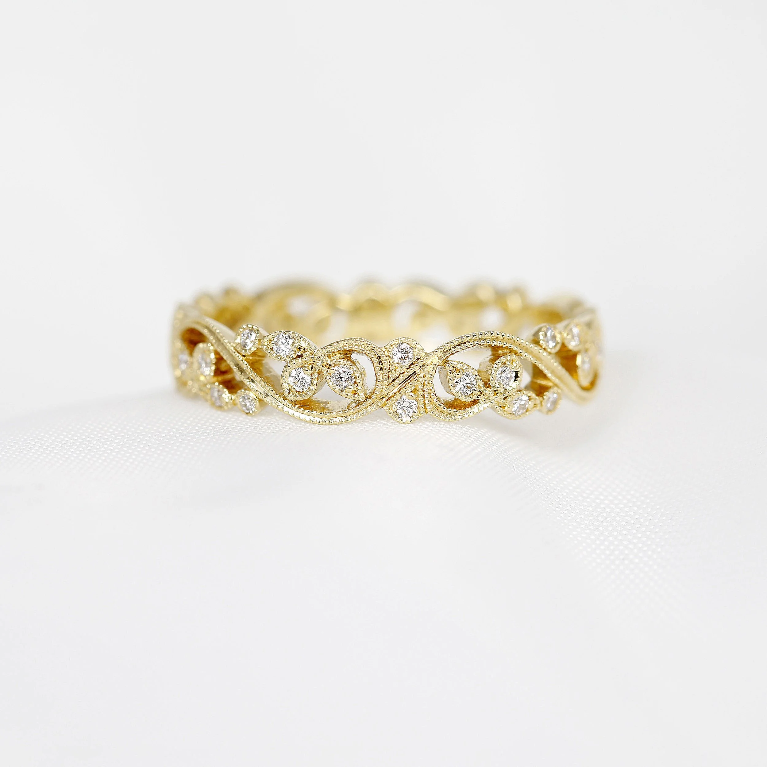 Foliate Diamond Set Ring in Yellow Gold