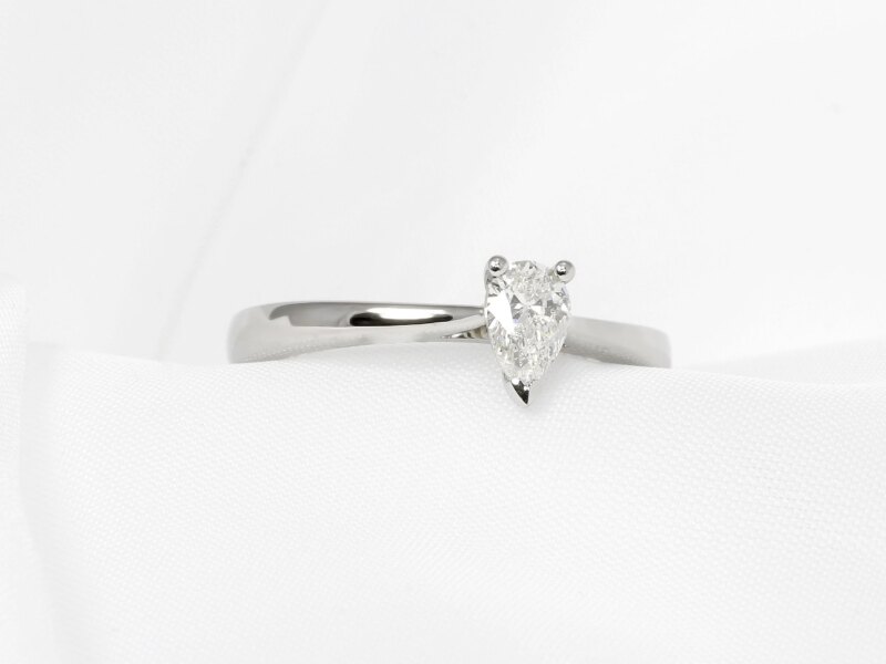 Pear Shape Diamond Solitaire Ring in Platinum 