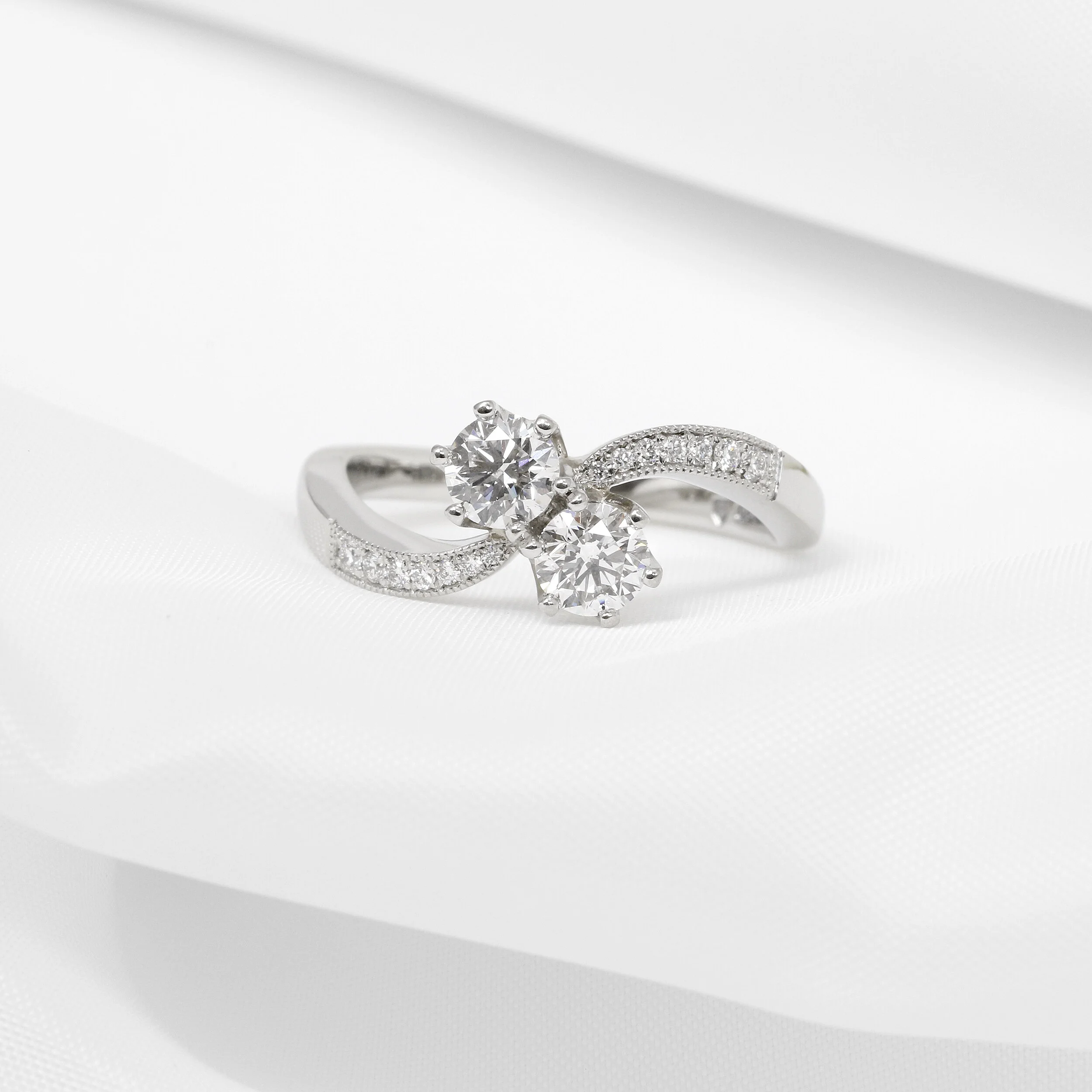 Diamond Twist Ring in Platinum