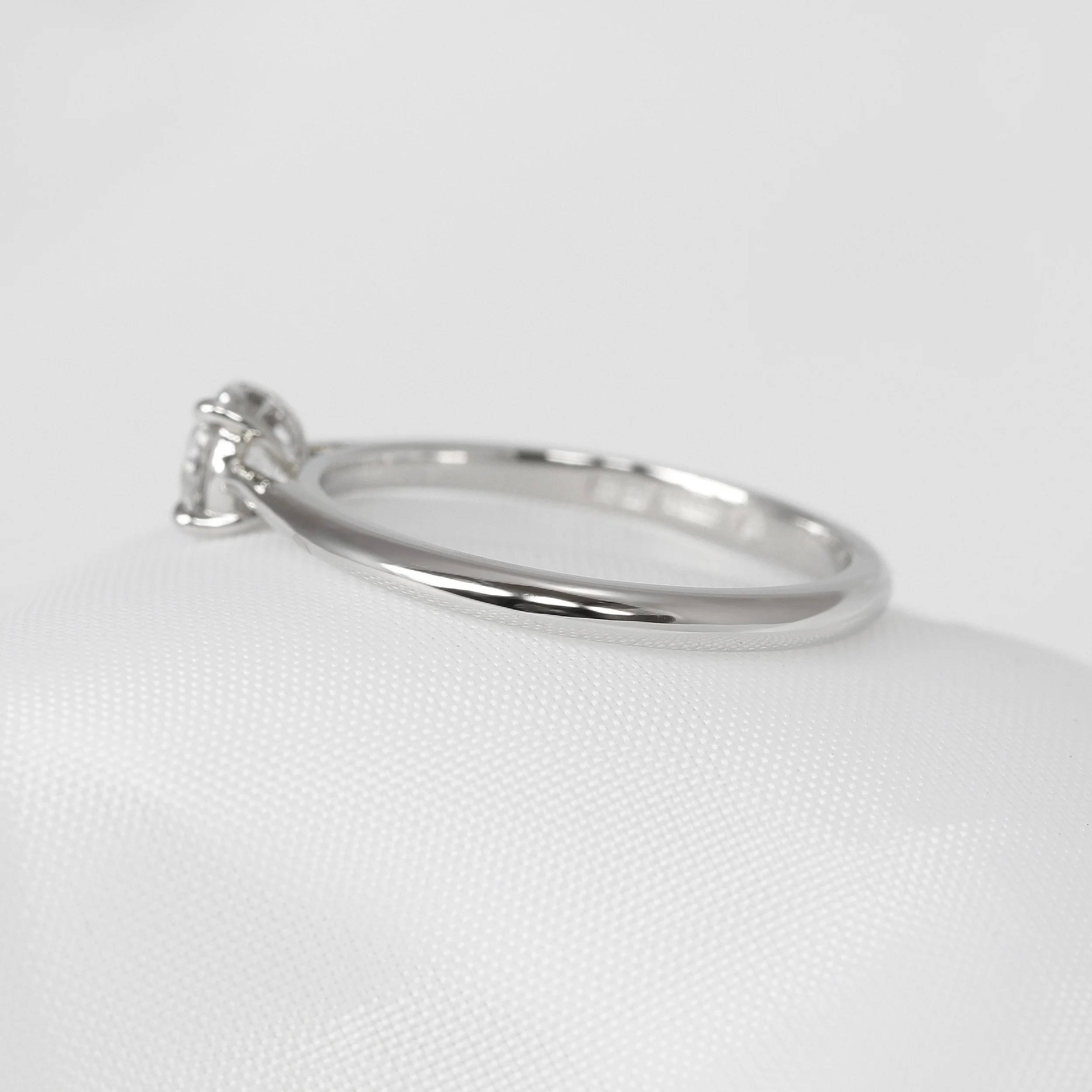 Flawless Brilliant Diamond Solitaire Ring in Platinum