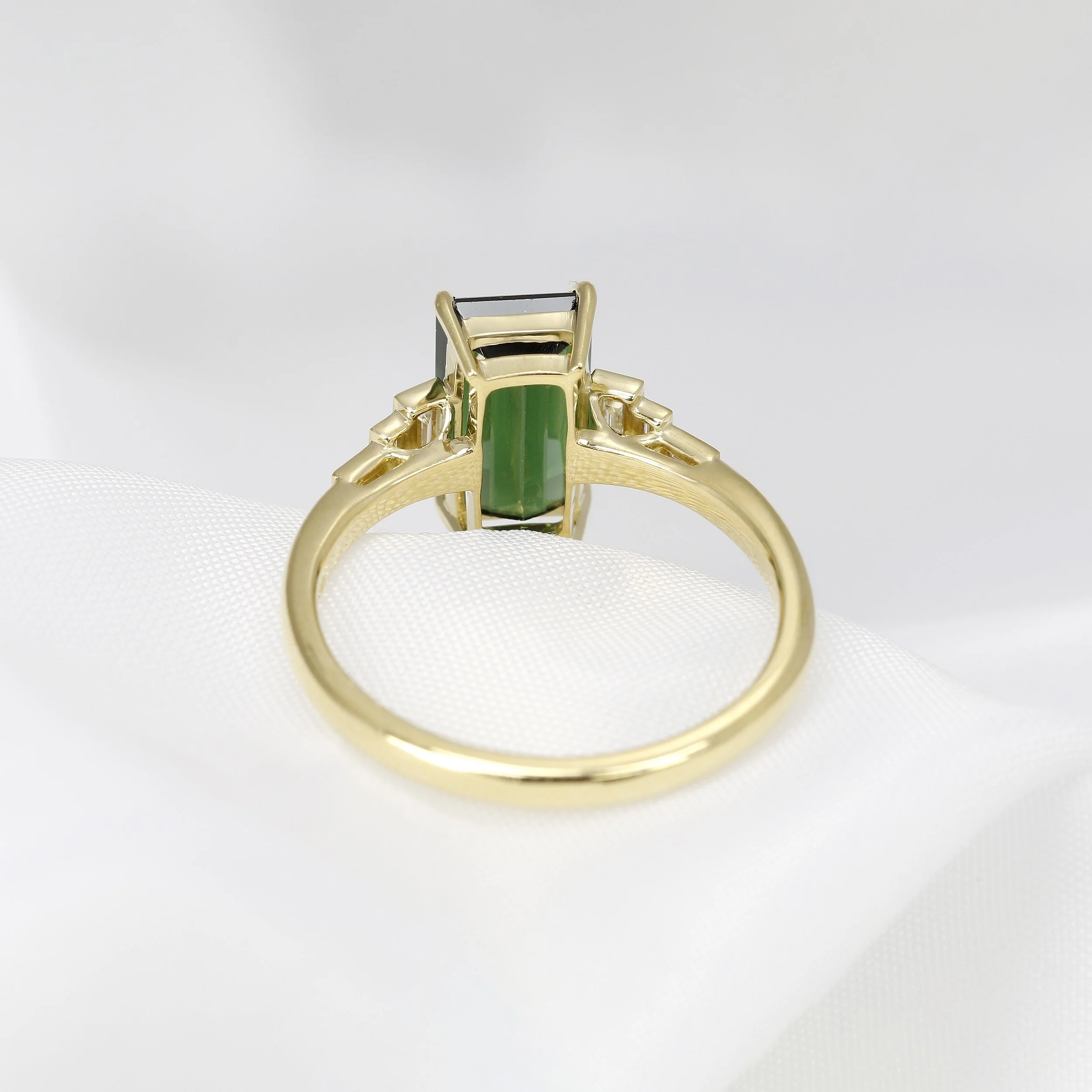 Green Tourmaline & Diamond Ring in Yellow Gold