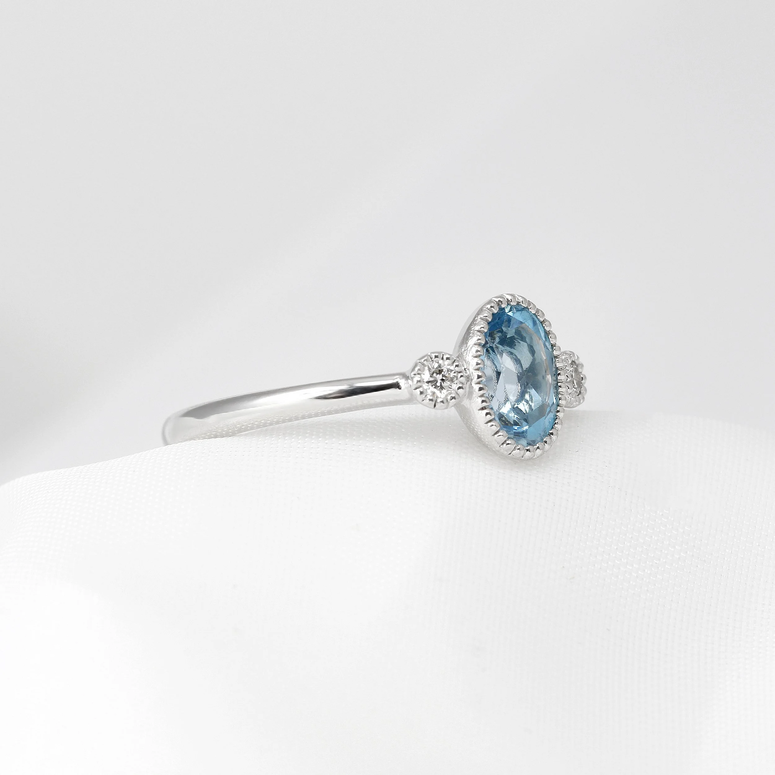 Blue Topaz & Diamond Jardin Des Délices Ring in White Gold