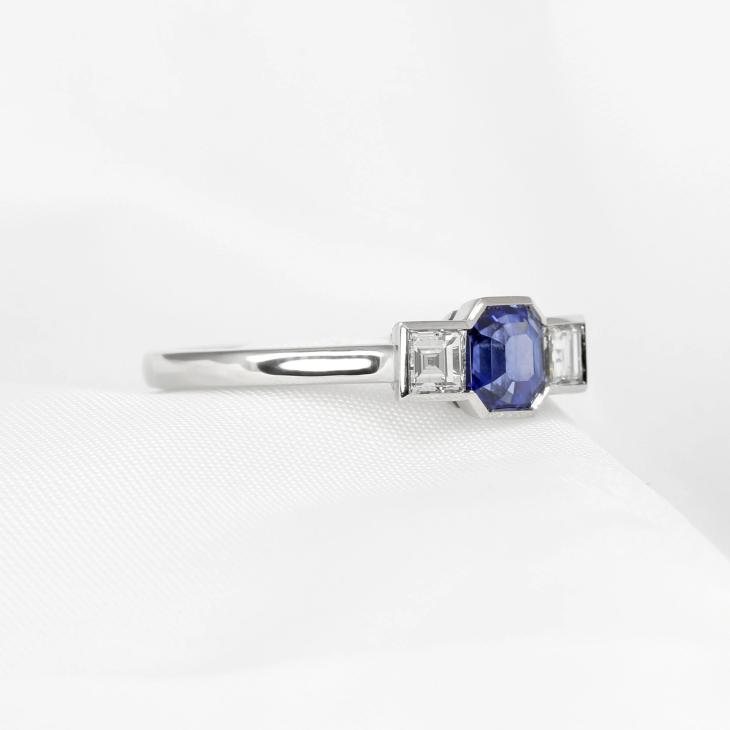 Blue Sapphire Diamond Ring in Platinum