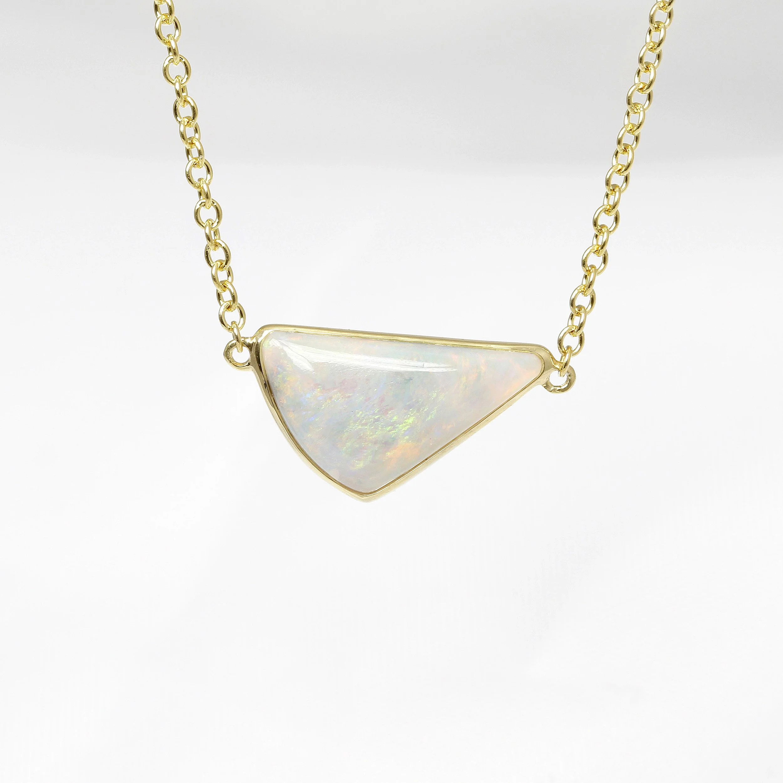 Opal Pendant in Yellow Gold