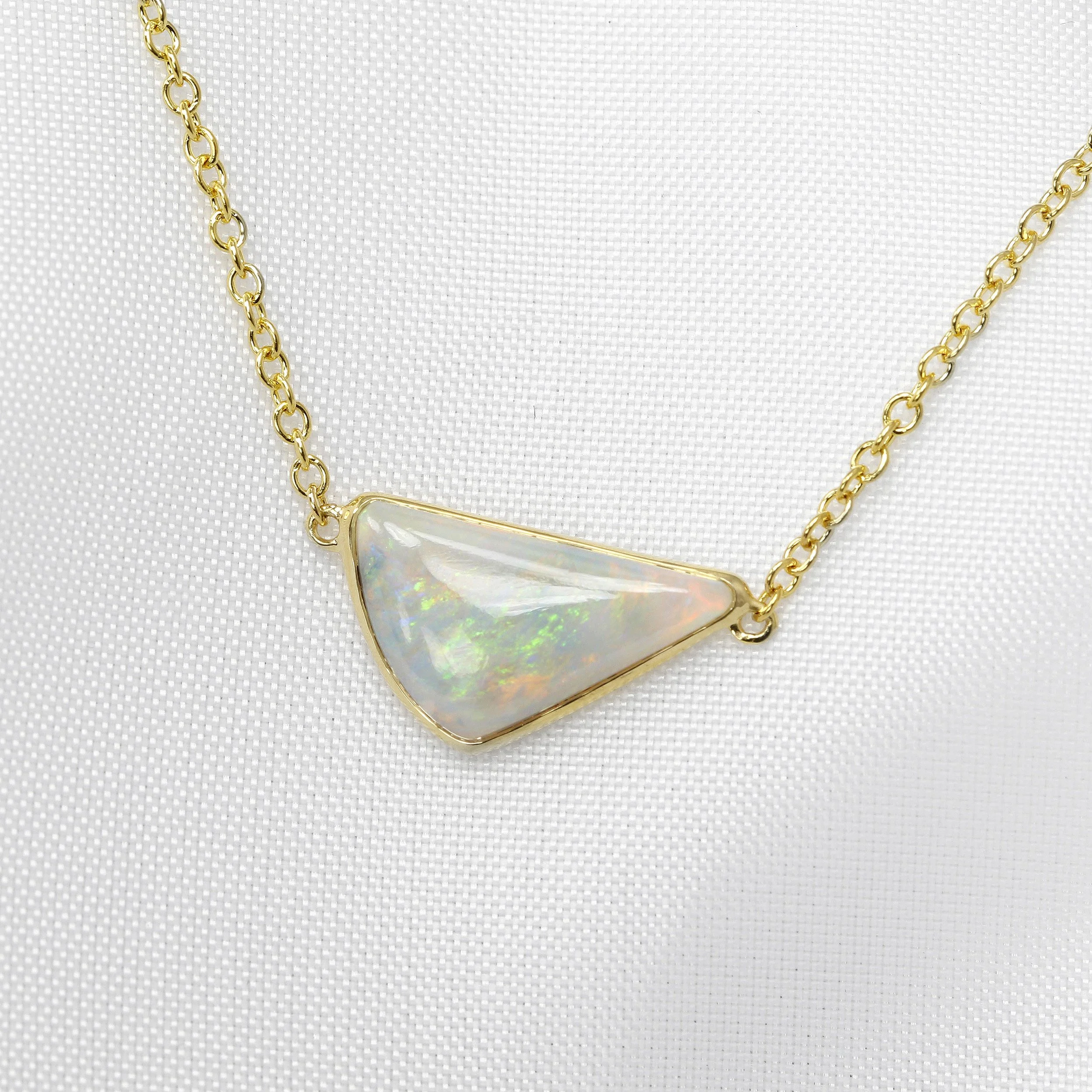 Opal Pendant in Yellow Gold