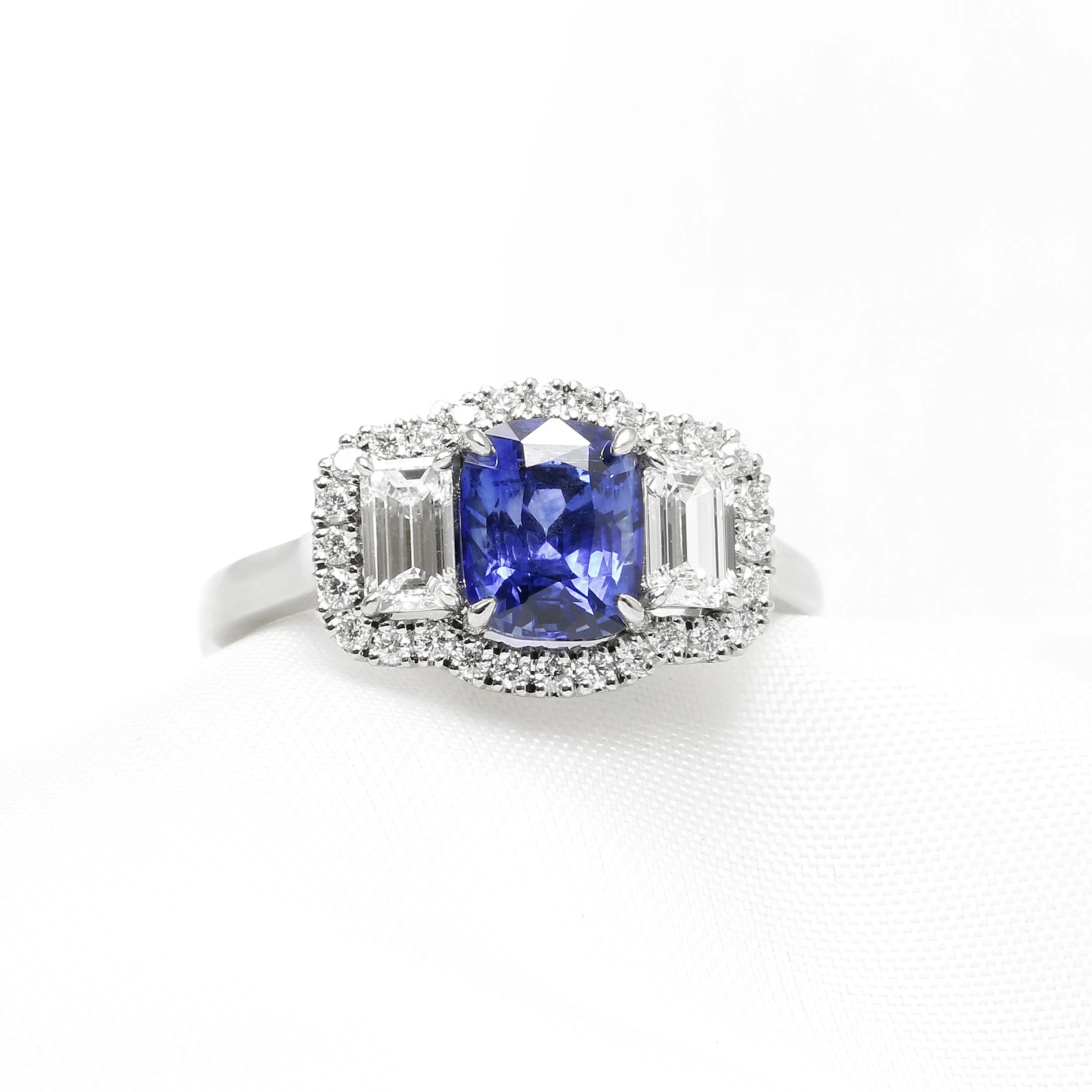 Blue Sapphire & Diamond Ring