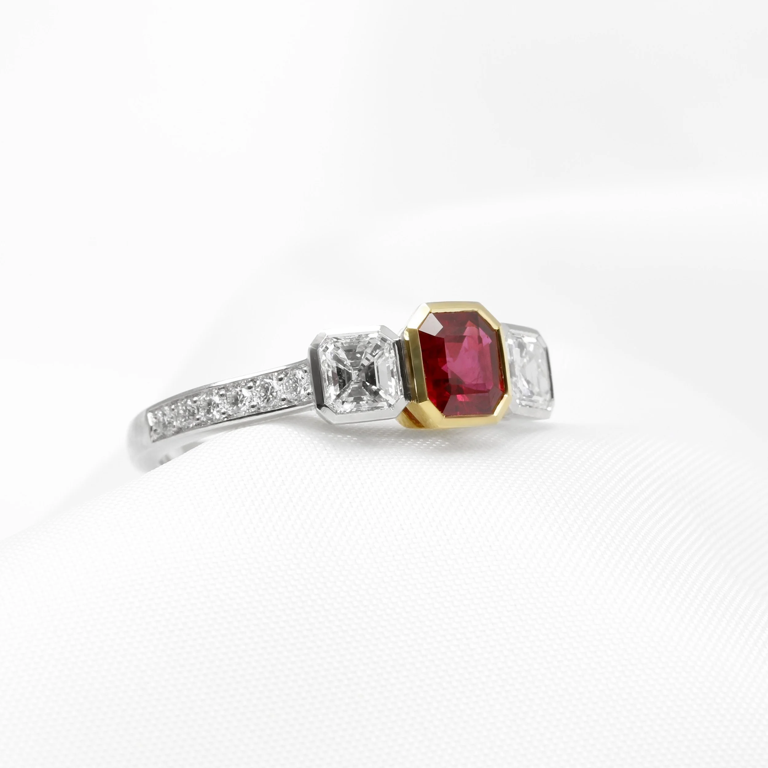 Ruby & Diamond Ring in Yellow Gold & Platinum