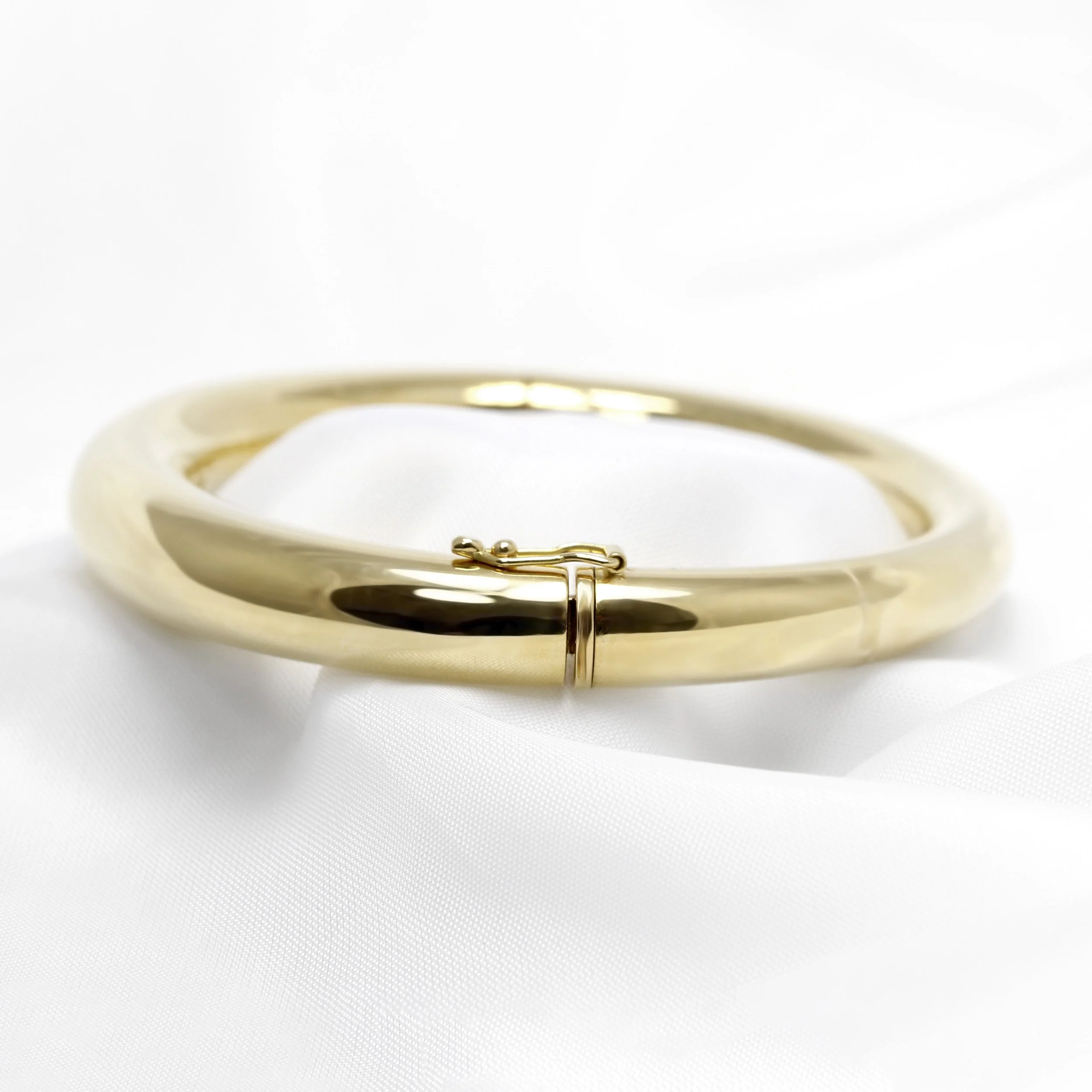 Hinged Yellow Gold Bangle