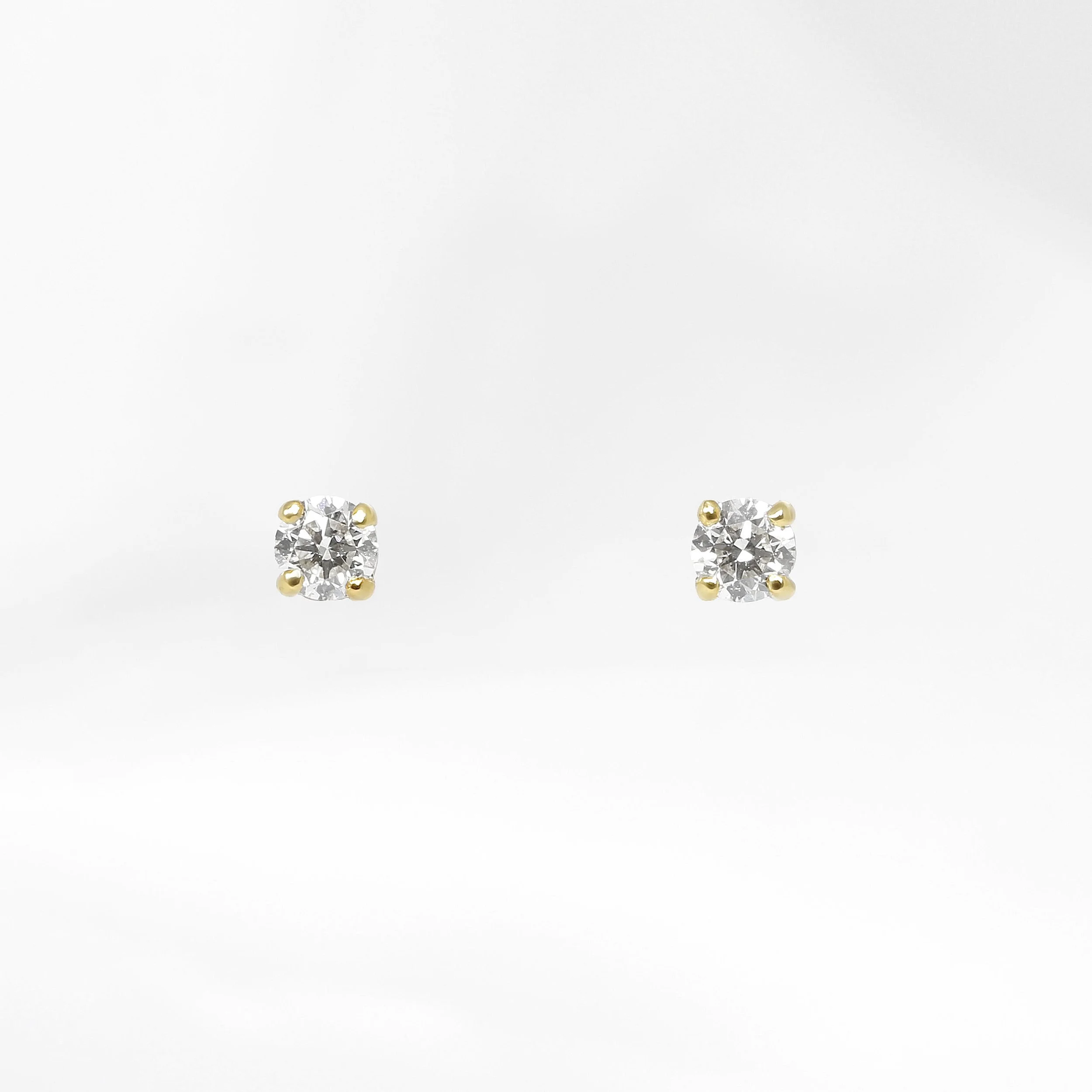 0.25ct Claw Set Yellow Gold Diamond Stud Earrings