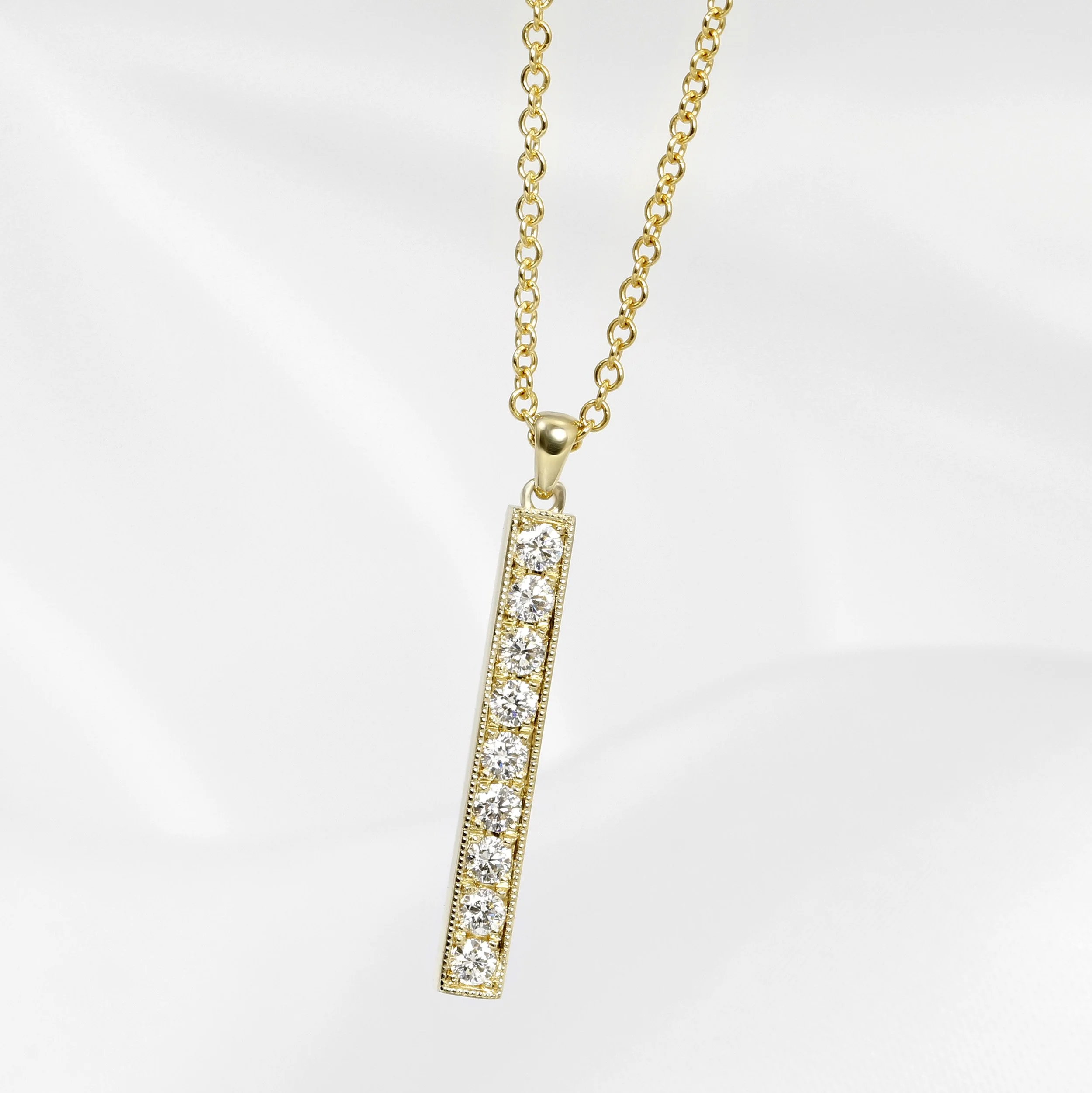 Diamond Bar Pendant in Yellow Gold