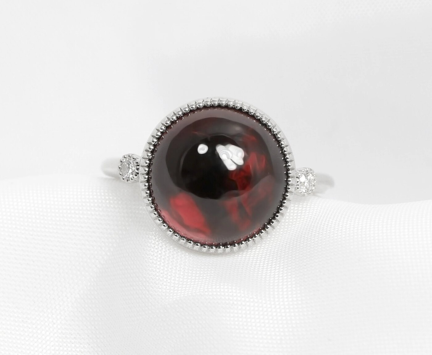 Almandine Garnet: Timothy Roe Cabochon Garnet Jardin des Delicés Ring in 9ct White Gold 