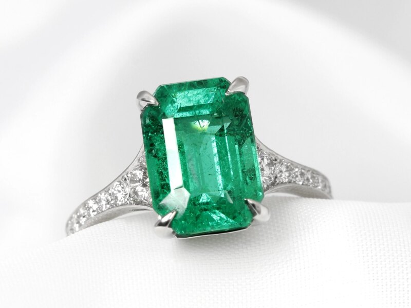 Emerald & Diamond Ring in Platinum with Certificate