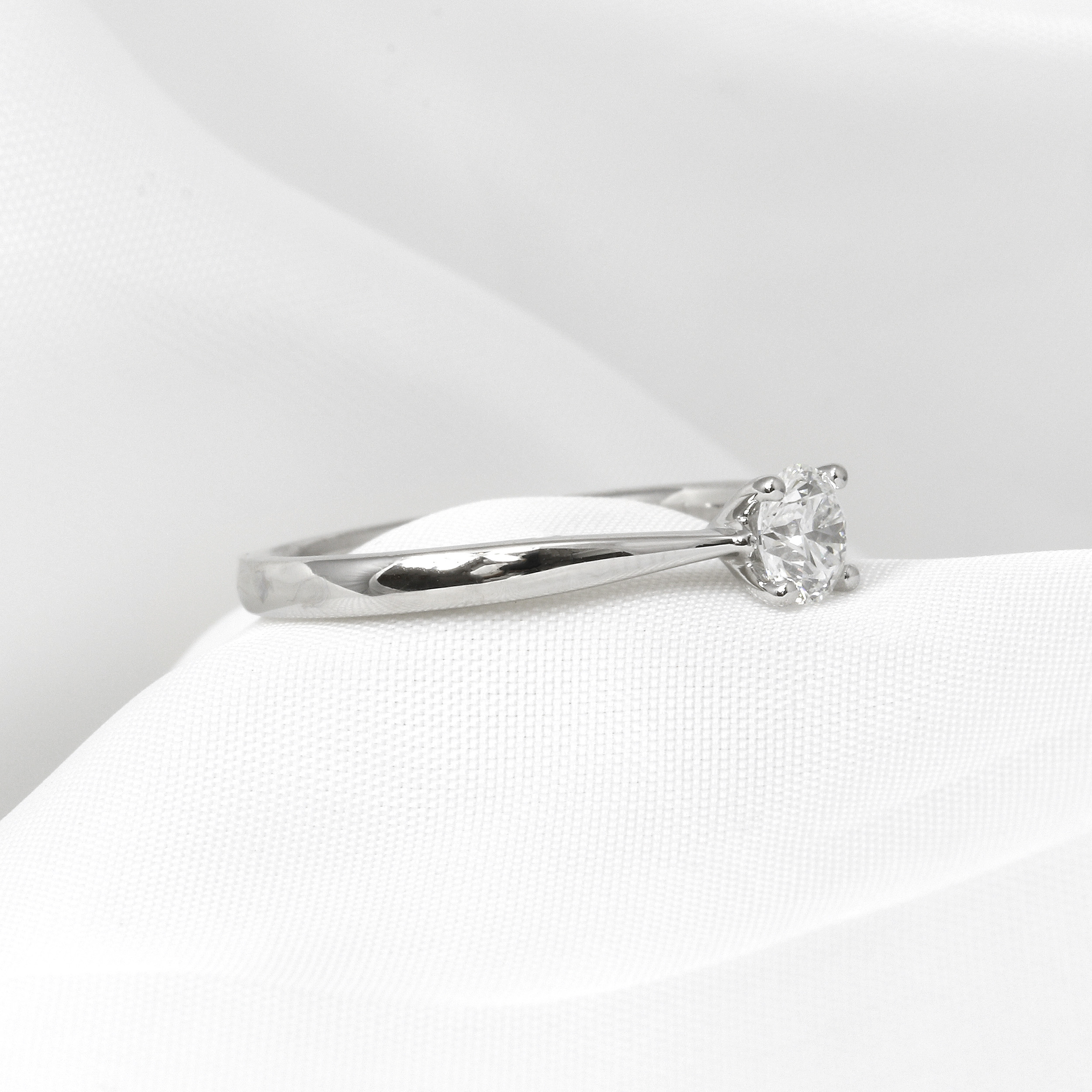 0.44ct Round Brilliant Diamond Solitaire Ring in Platinum