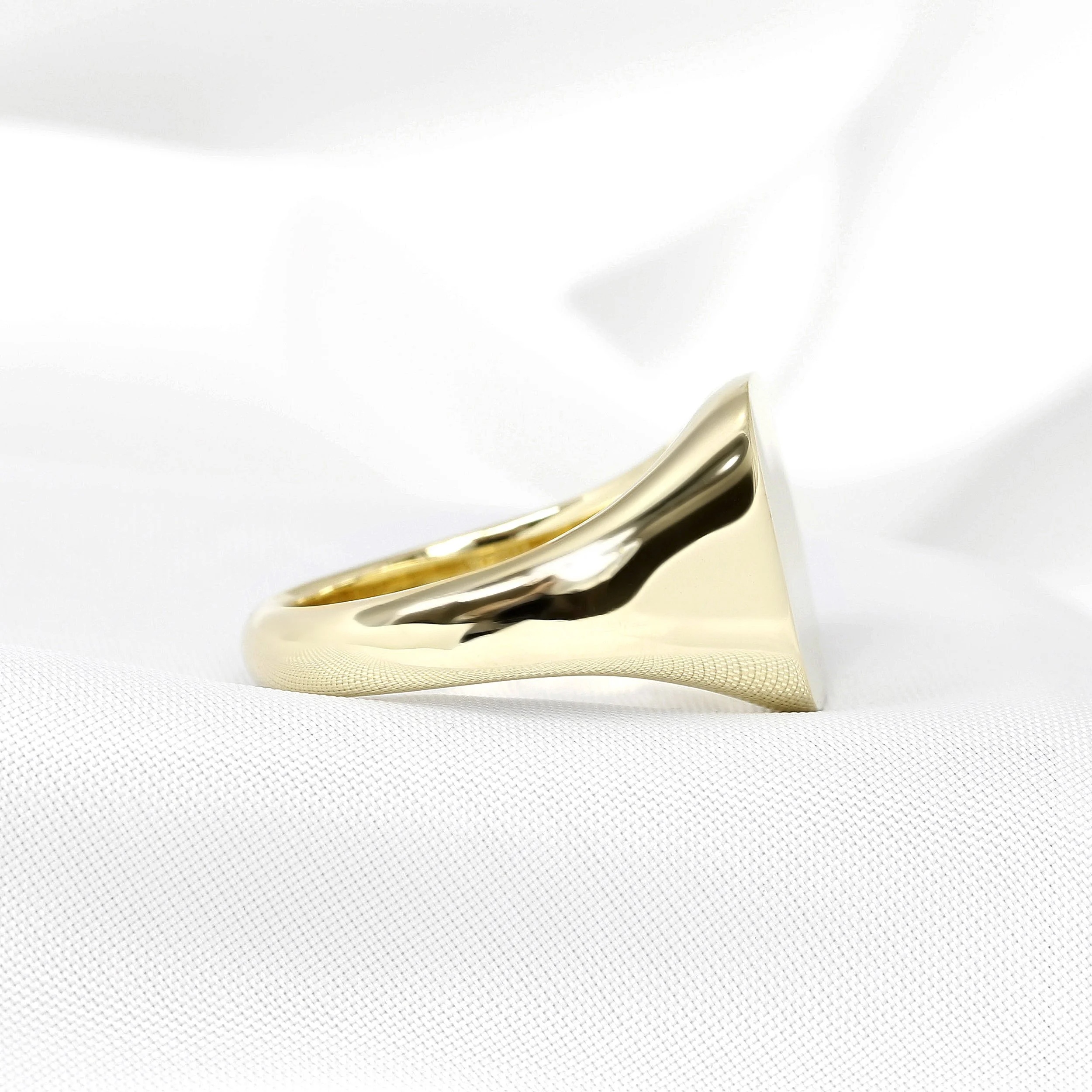 14 x 12mm Cushion Signet Ring in Yellow Gold