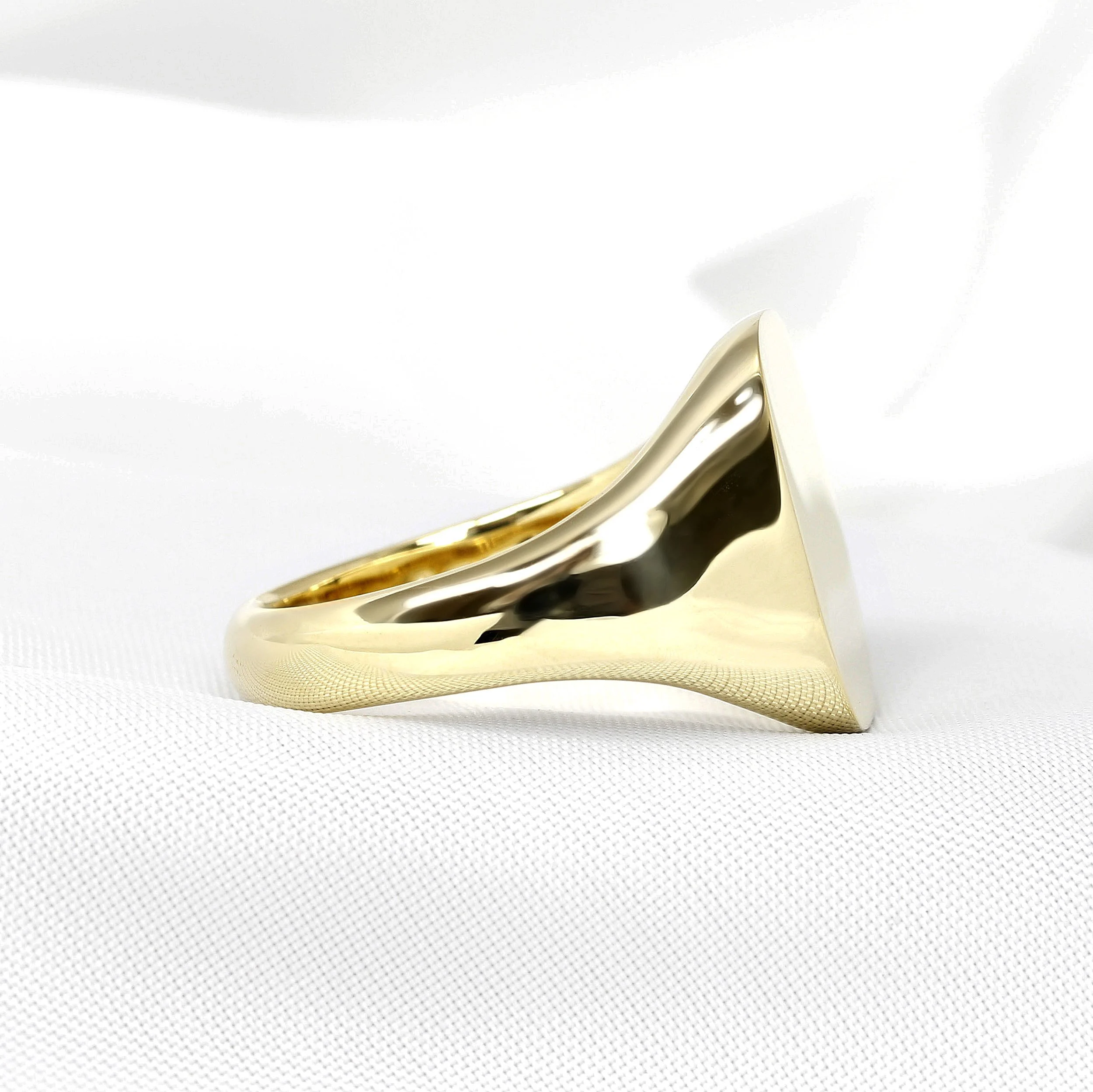 16 x 13mm Cushion Signet Ring in Yellow Gold