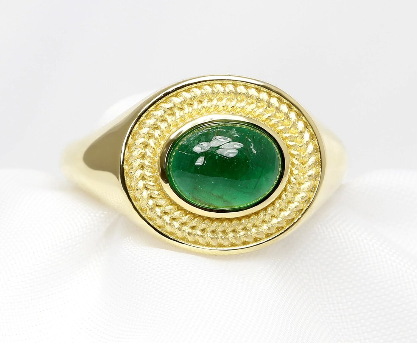 Roman Style Cabochon Emerald & Yellow Gold Ring