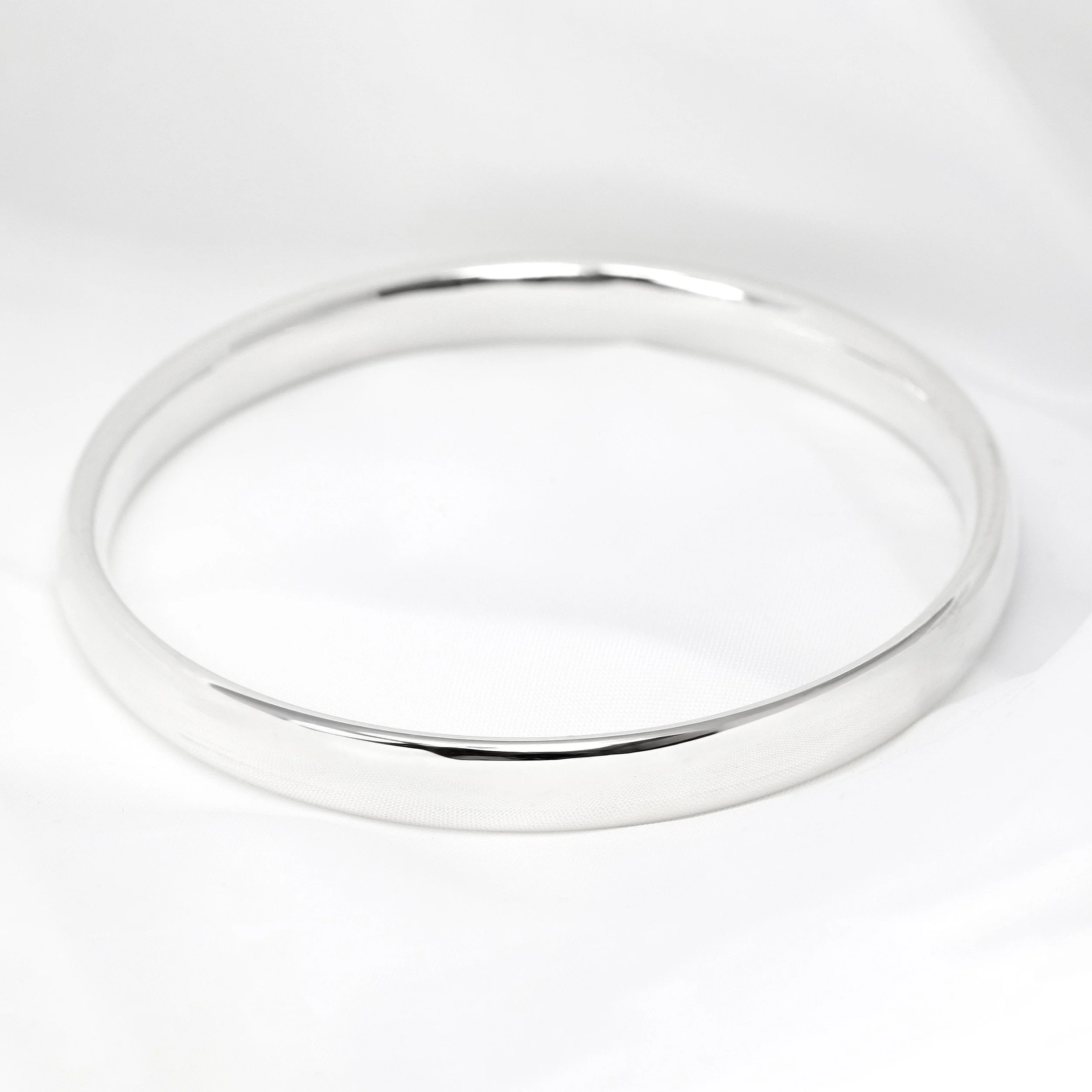 Court Profile Silver Bangle