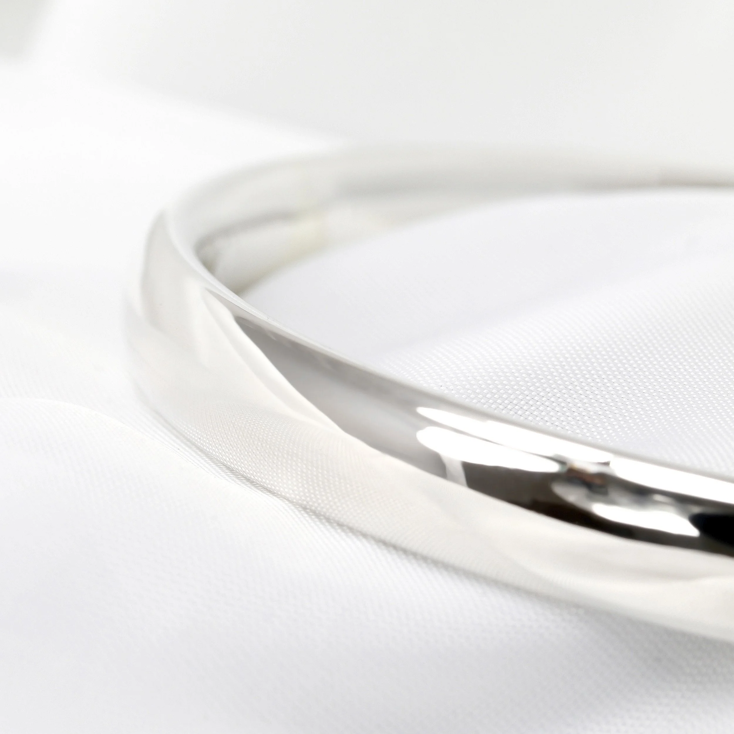 Court Profile Silver Bangle