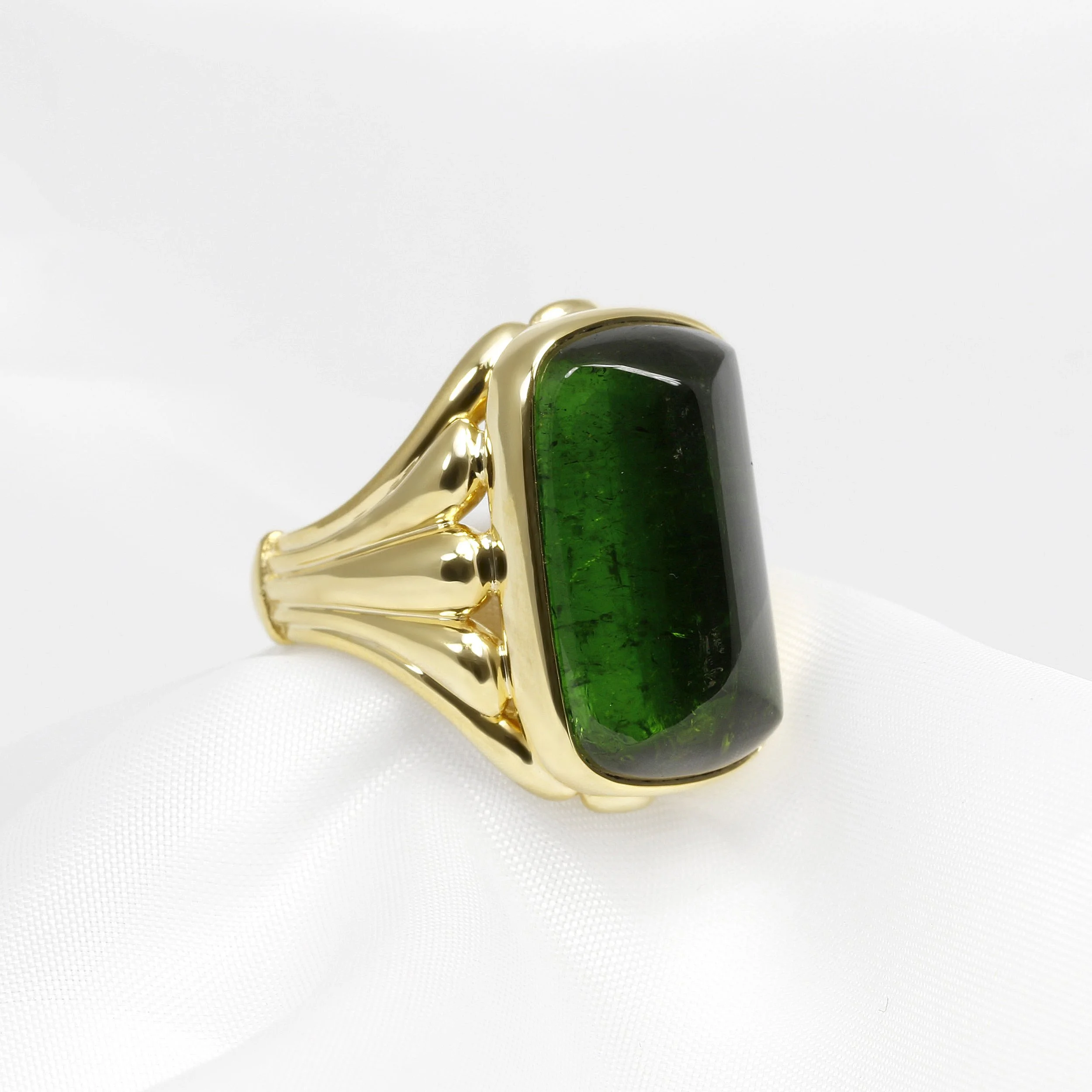 Green Tourmaline Cabochon Cocktail Ring