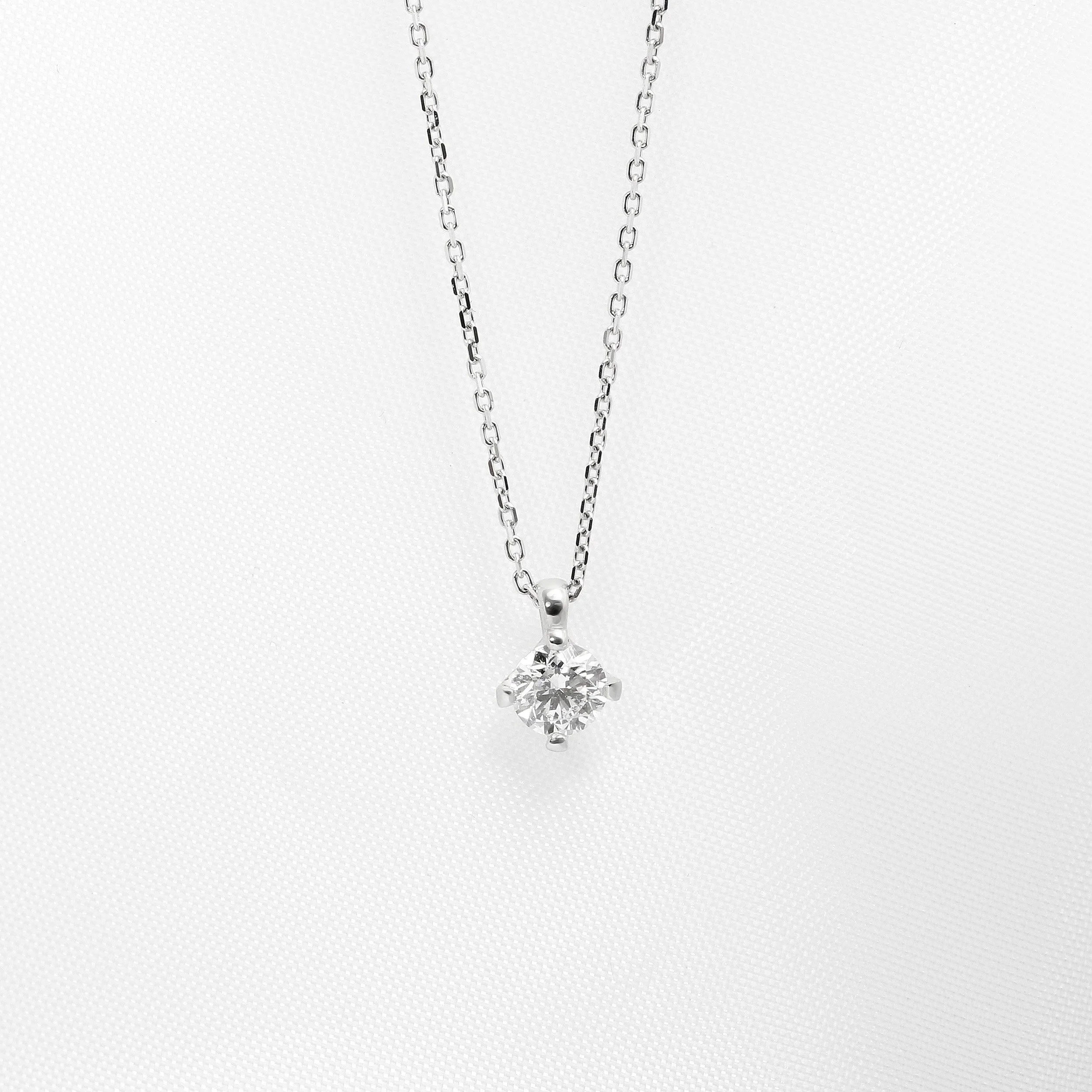 Four Claw White Gold Diamond Solitaire Pendant