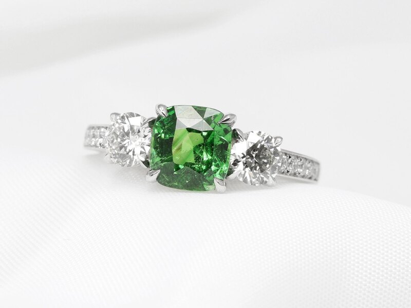 Tsavorite Garnet and Diamond Ring in Platinum 