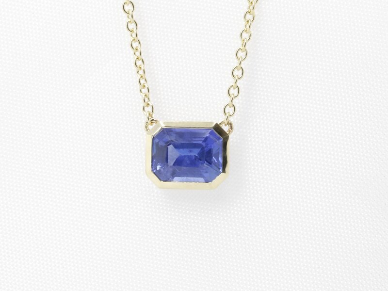 Octagonal Sapphire Necklace in Yellow Gold