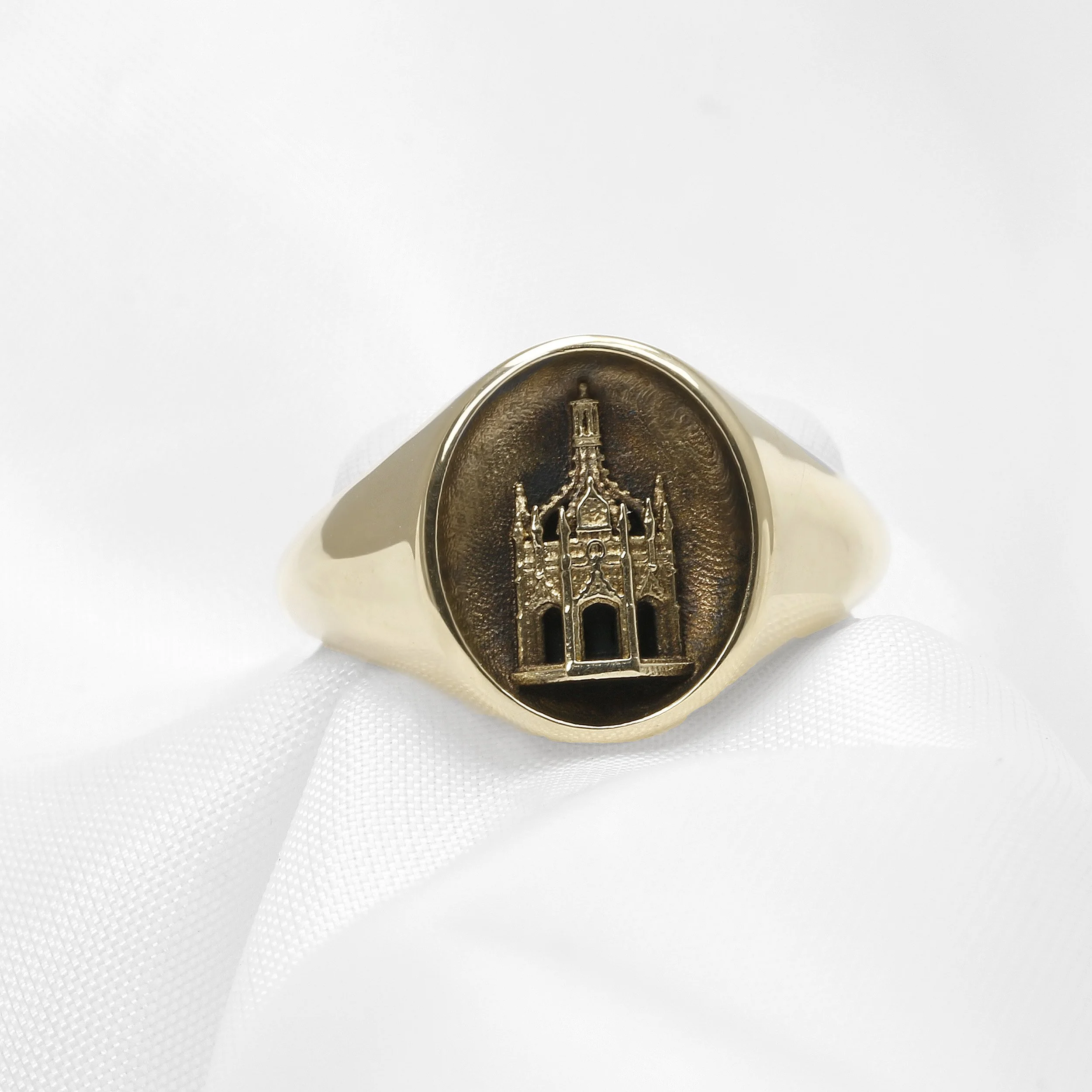 Chichester Market Cross Signet Ring in 9ct Yellow Gold