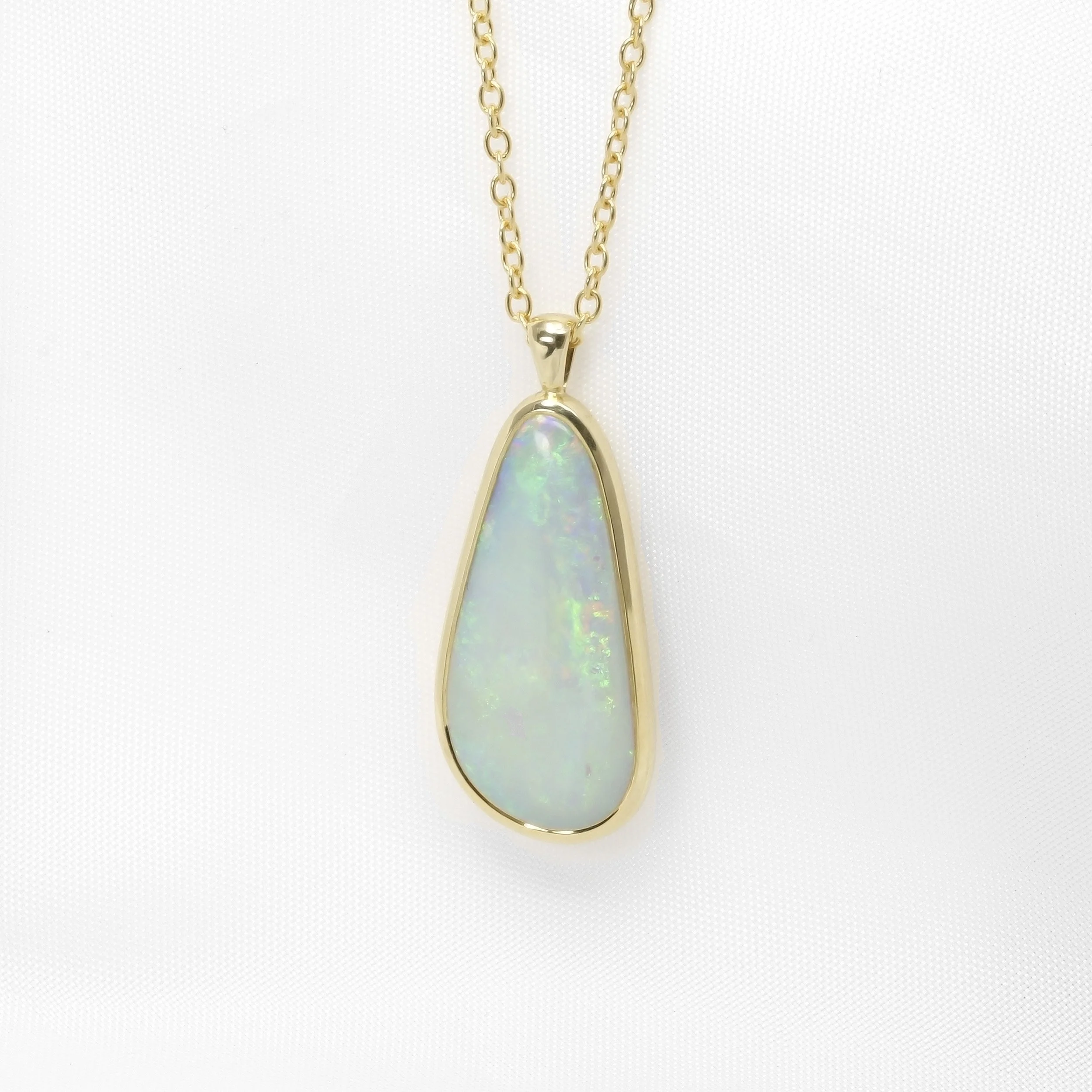 Australian Opal Pendant in Yellow Gold