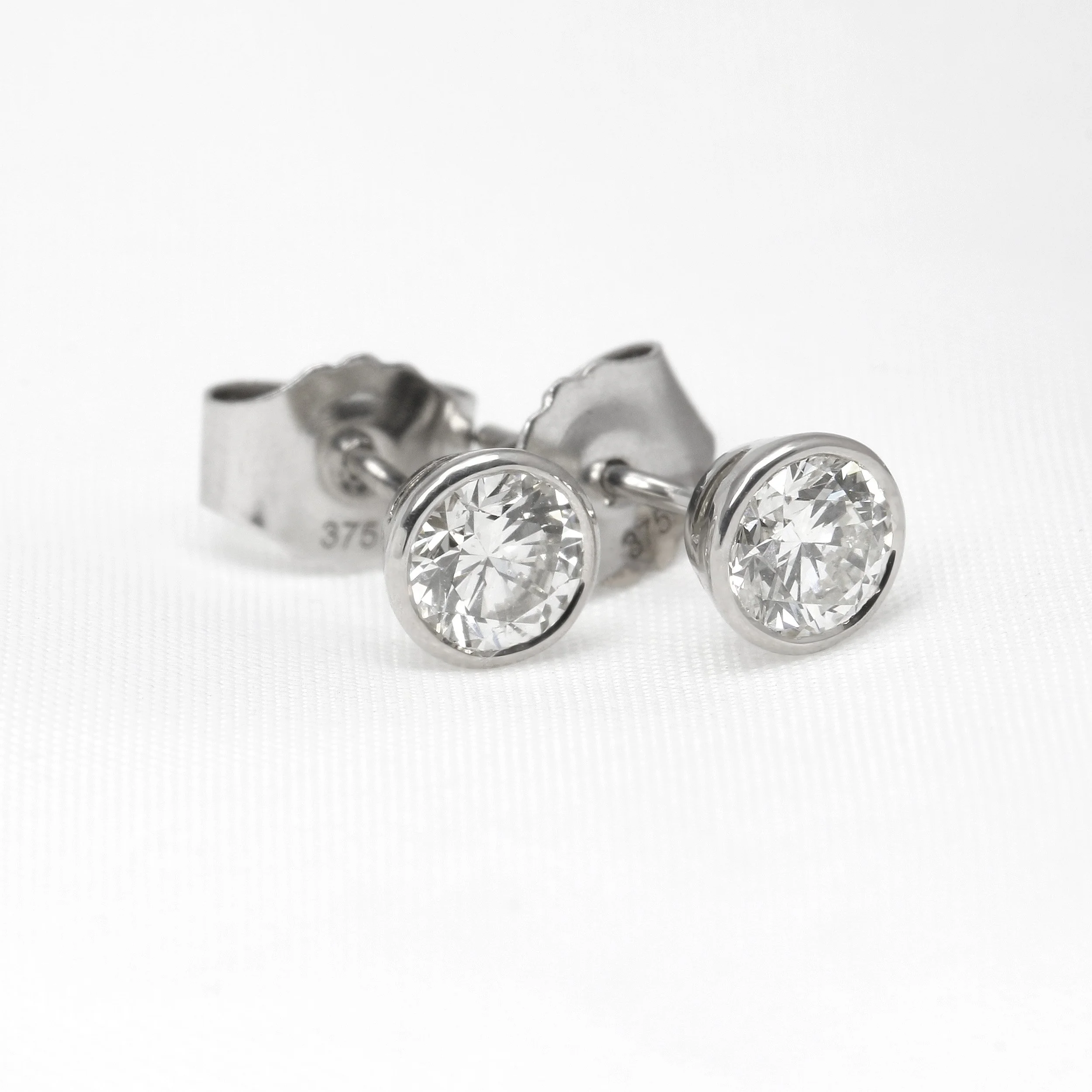 Diamond Solitaire Stud Earrings in White Gold