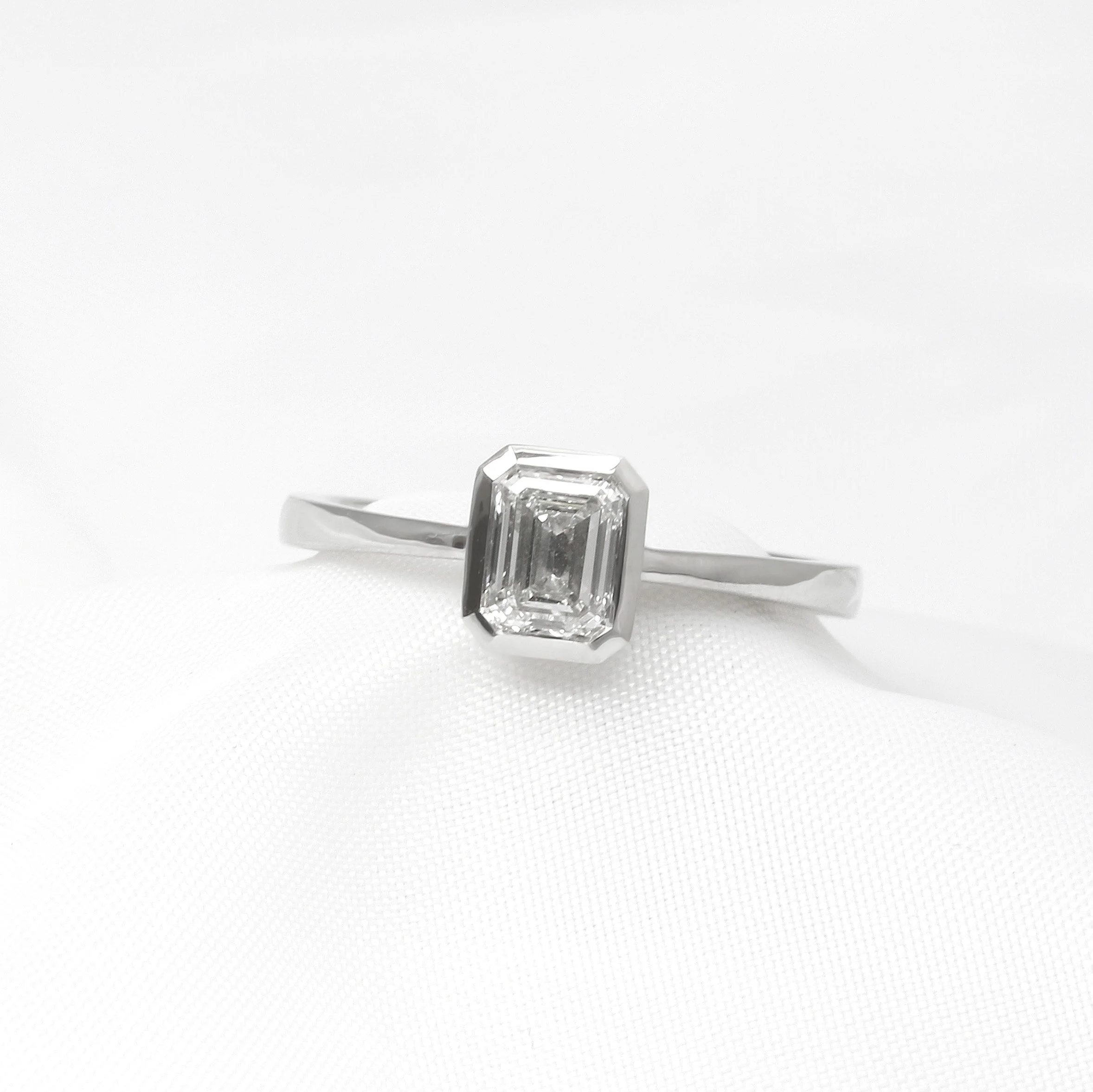 Emerald Cut Diamond Solitaire Ring in Platinum