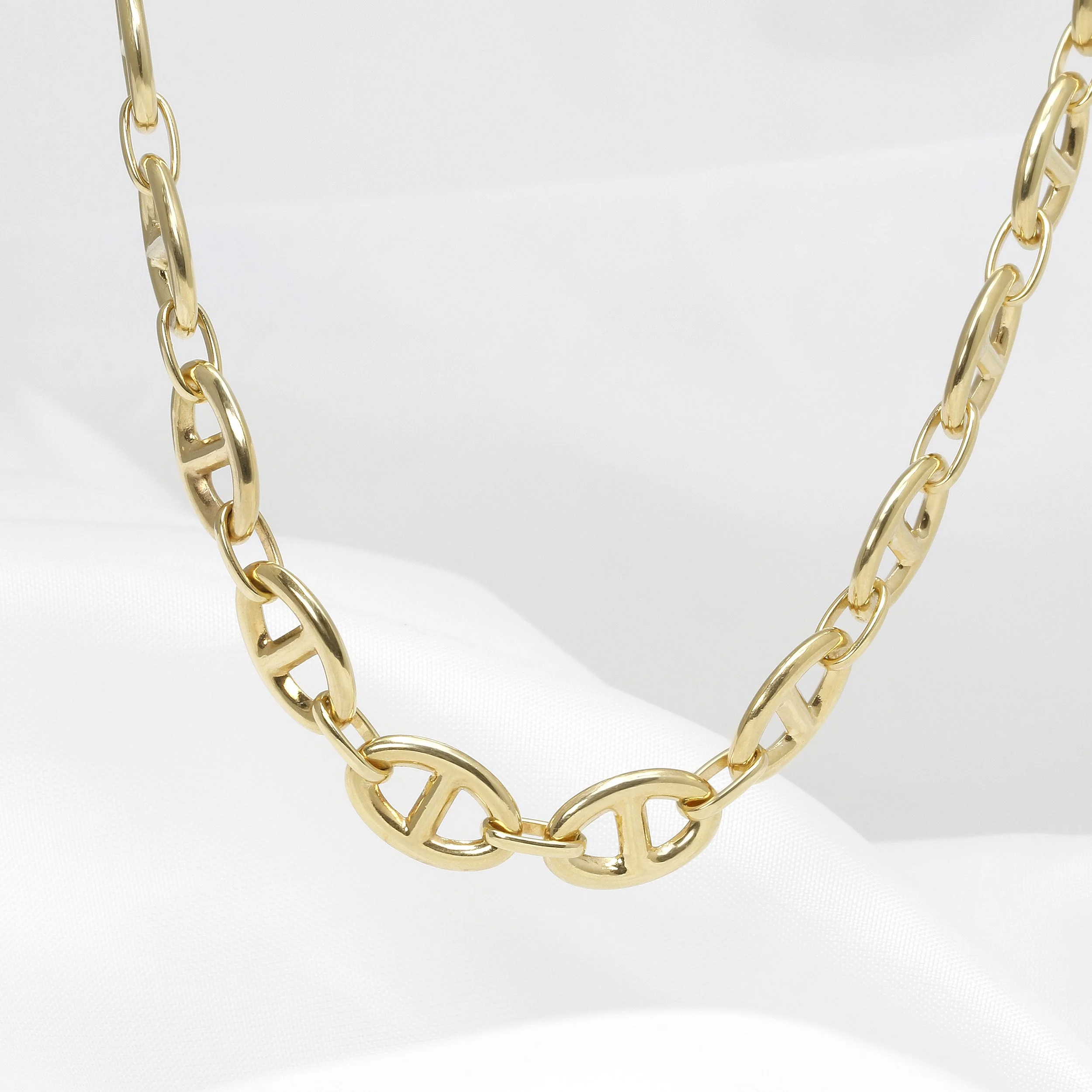 Marine Link Necklet in 9ct Yellow Gold