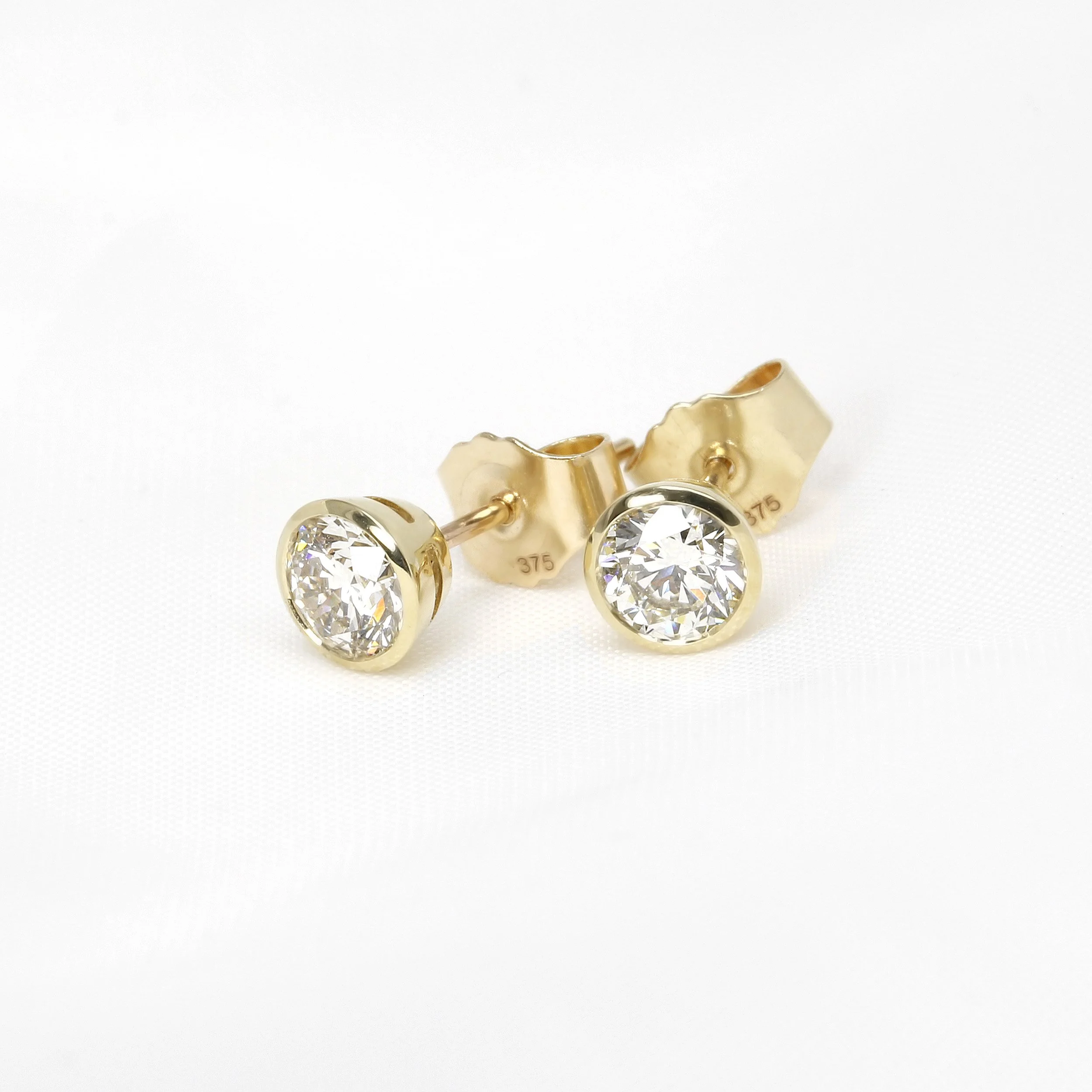 Diamond Solitaire Stud Earrings in 9ct Yellow Gold
