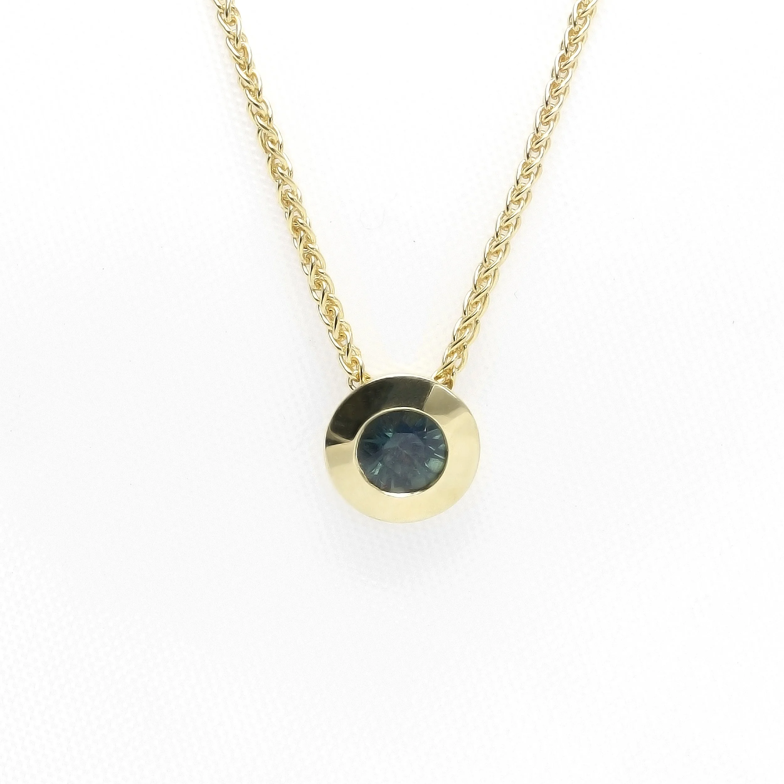 Teal Sapphire Pendant in 9ct Yellow Gold
