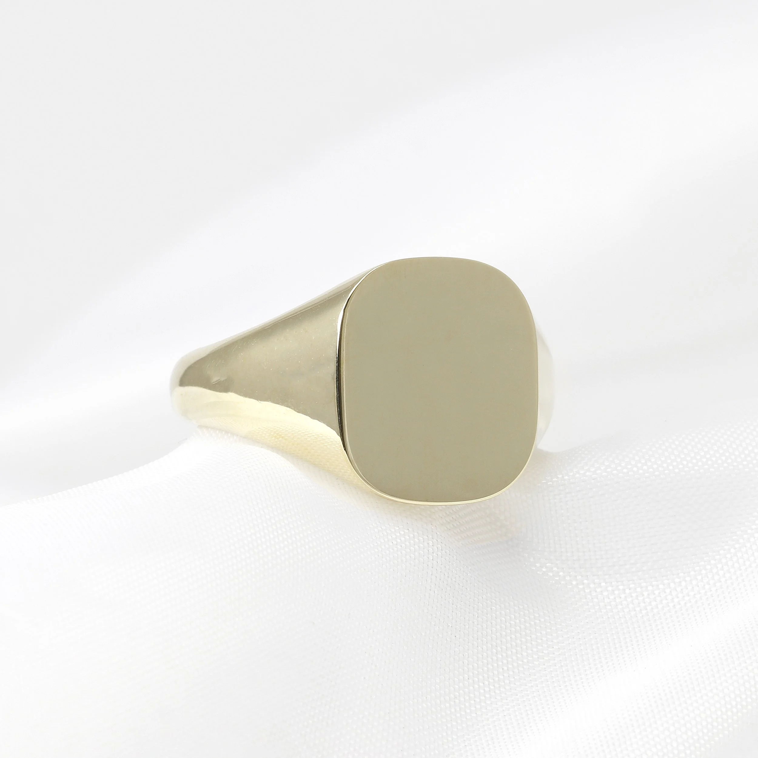 14x12mm Cushion Signet Ring in 9ct Yellow Gold