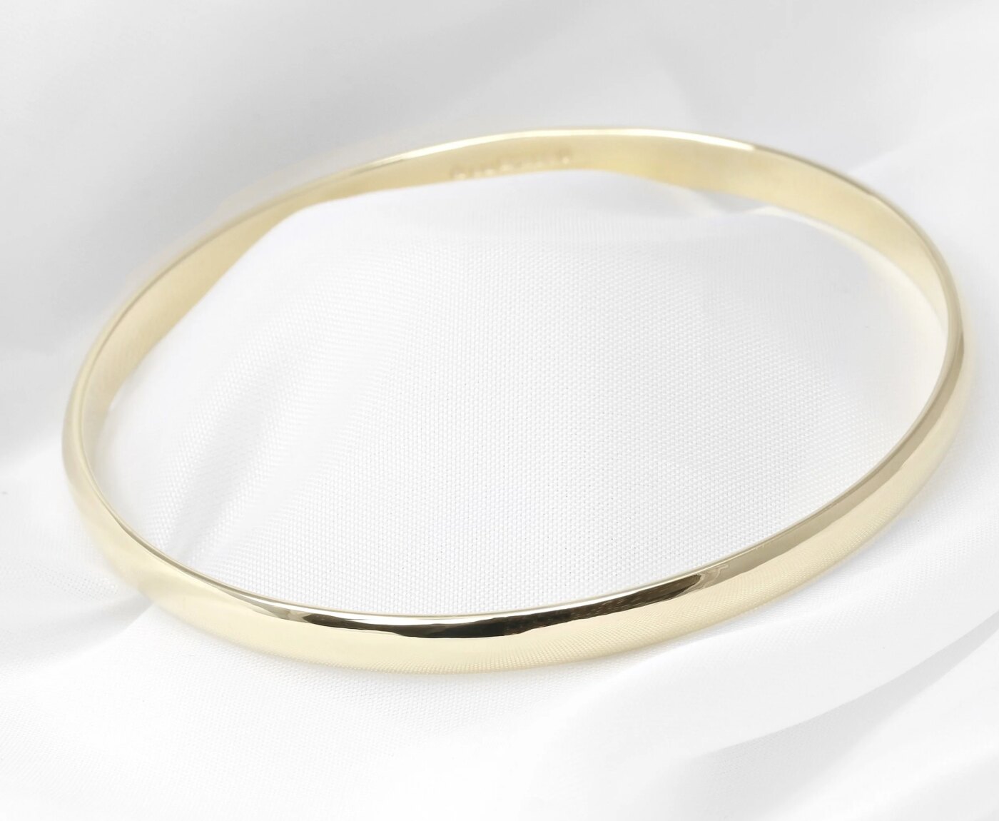 D Shaped Profile Bangle in 9ct Yellow Gold 