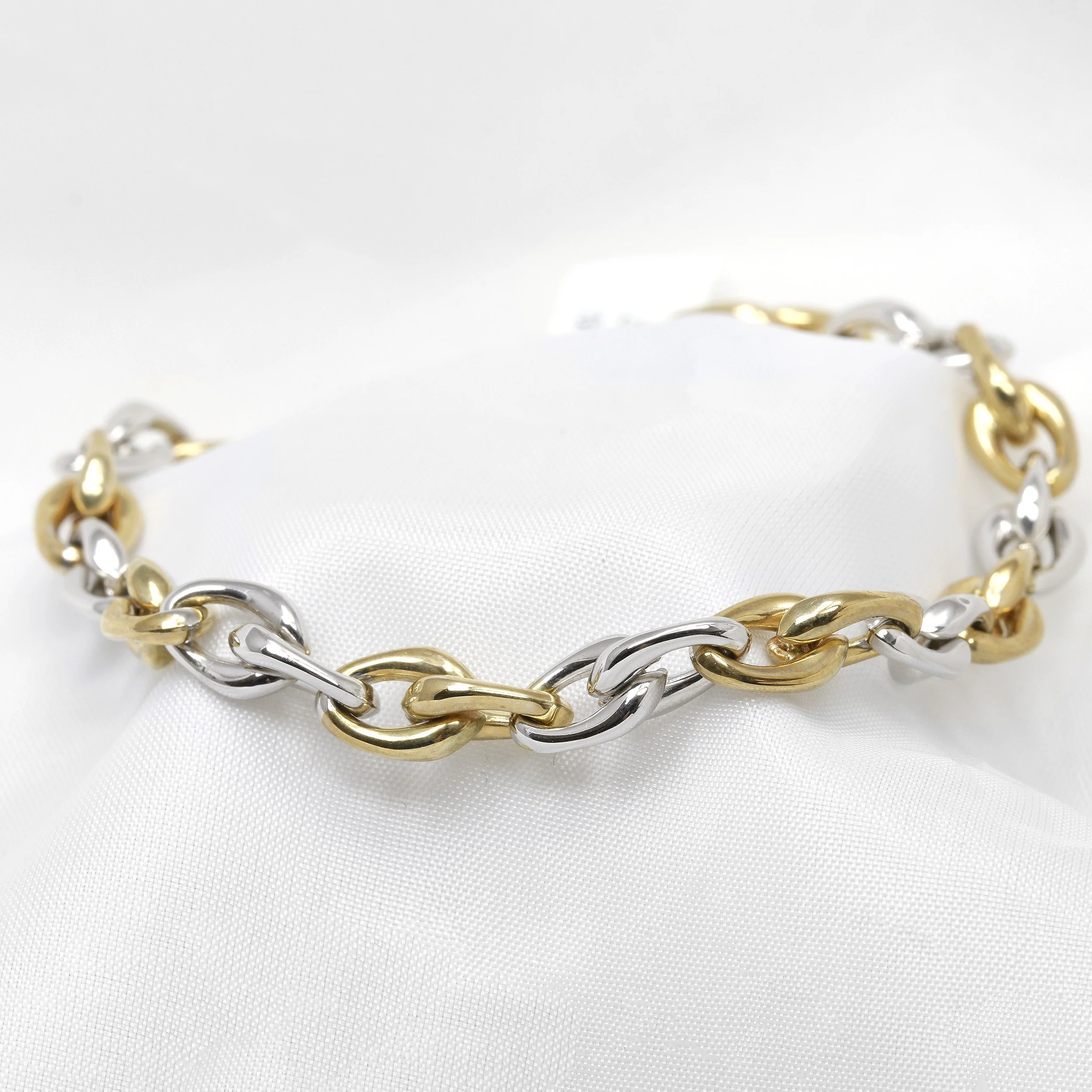 Chain Link Bracelet in Yellow and White Gold
