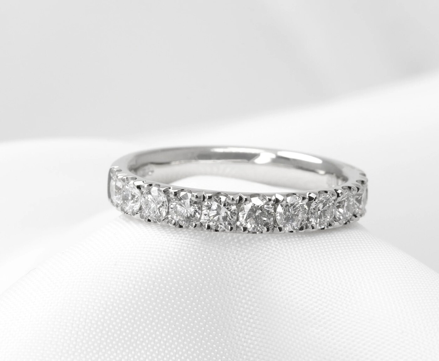 Timothy Roe Diamond Claw Set Eternity Ring in Platinum 