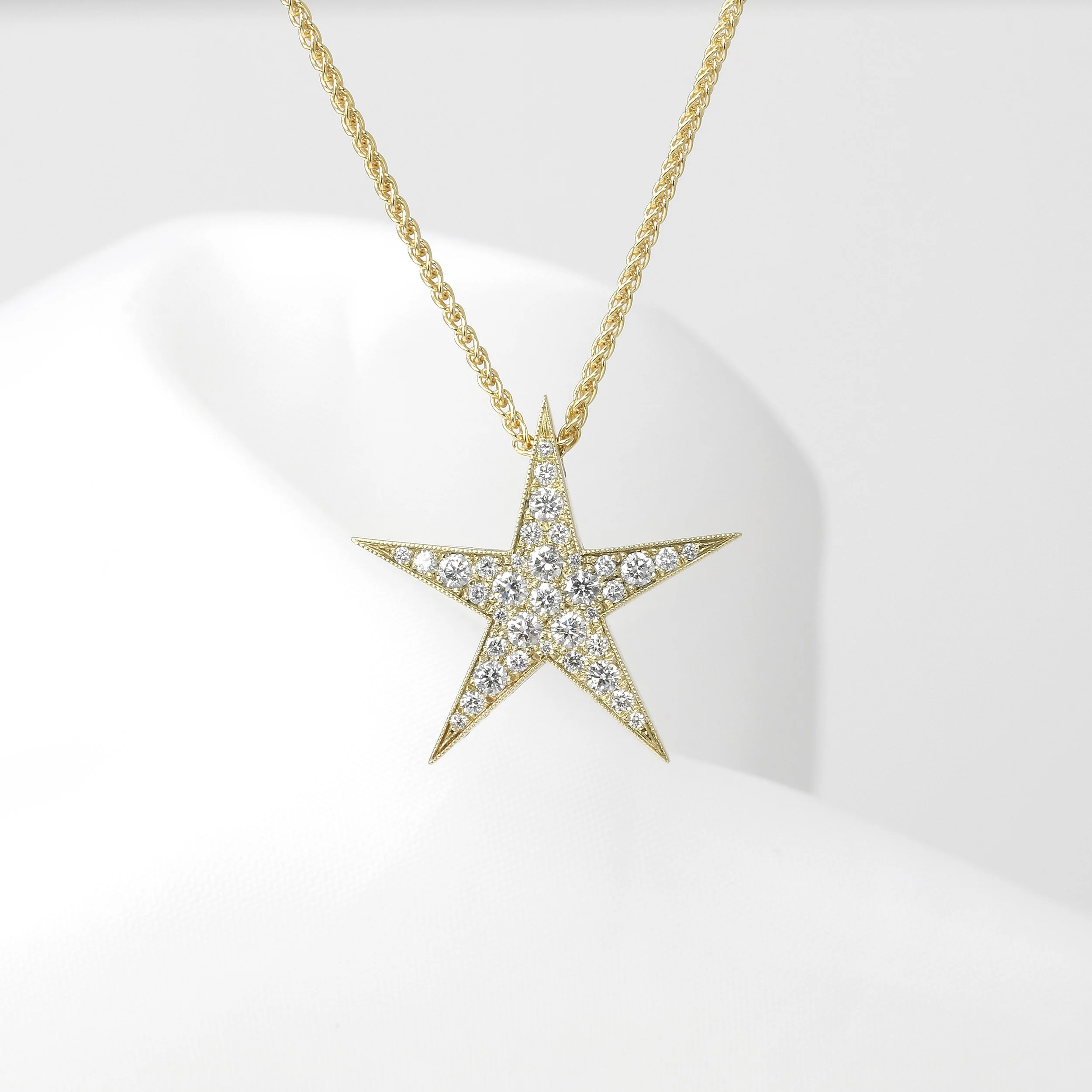 Large Diamond Star Pendant in Yellow Gold