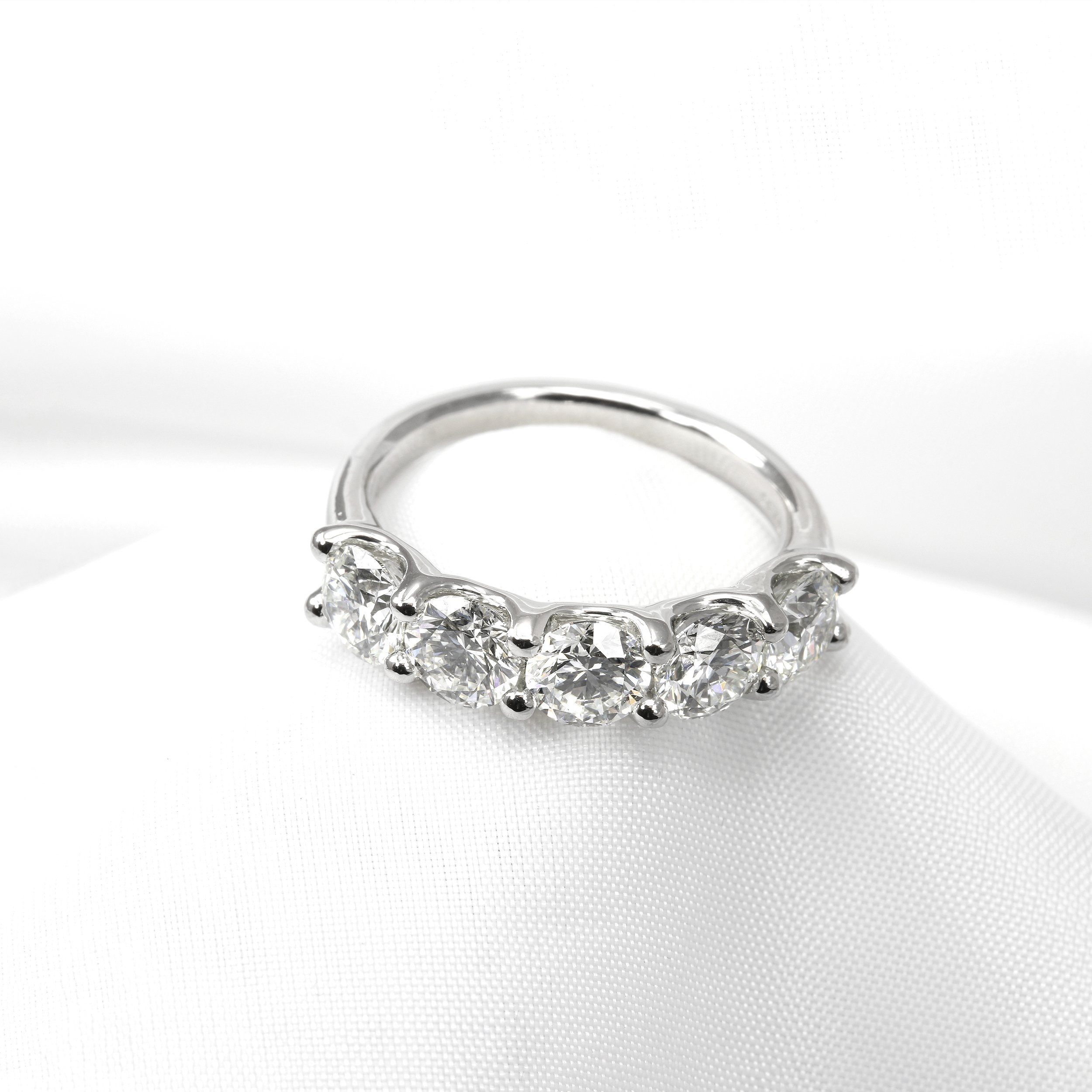 Five Stone U Claw Diamond Ring in Platinum