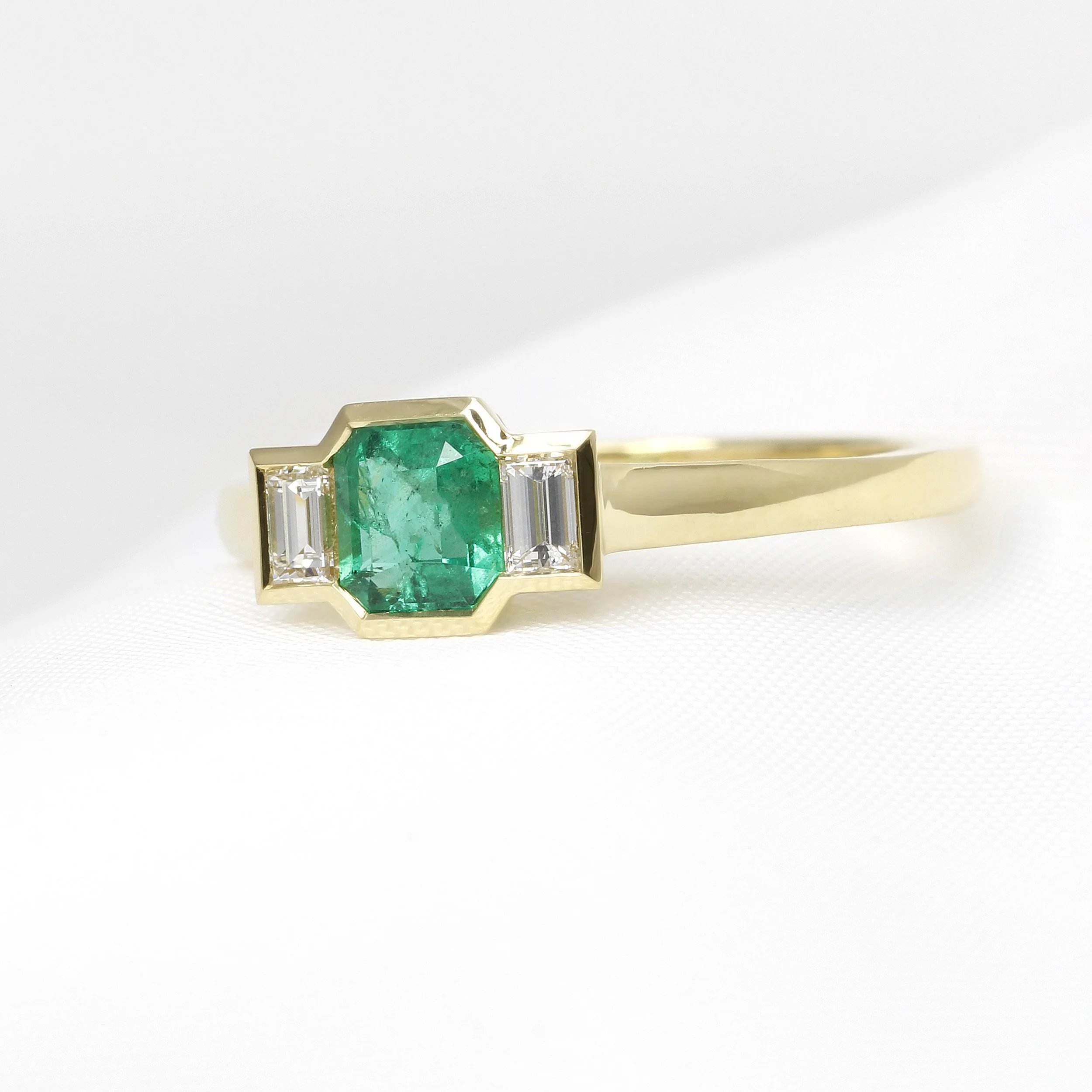 Emerald and Diamond Ring in 18ct Yellow Gold